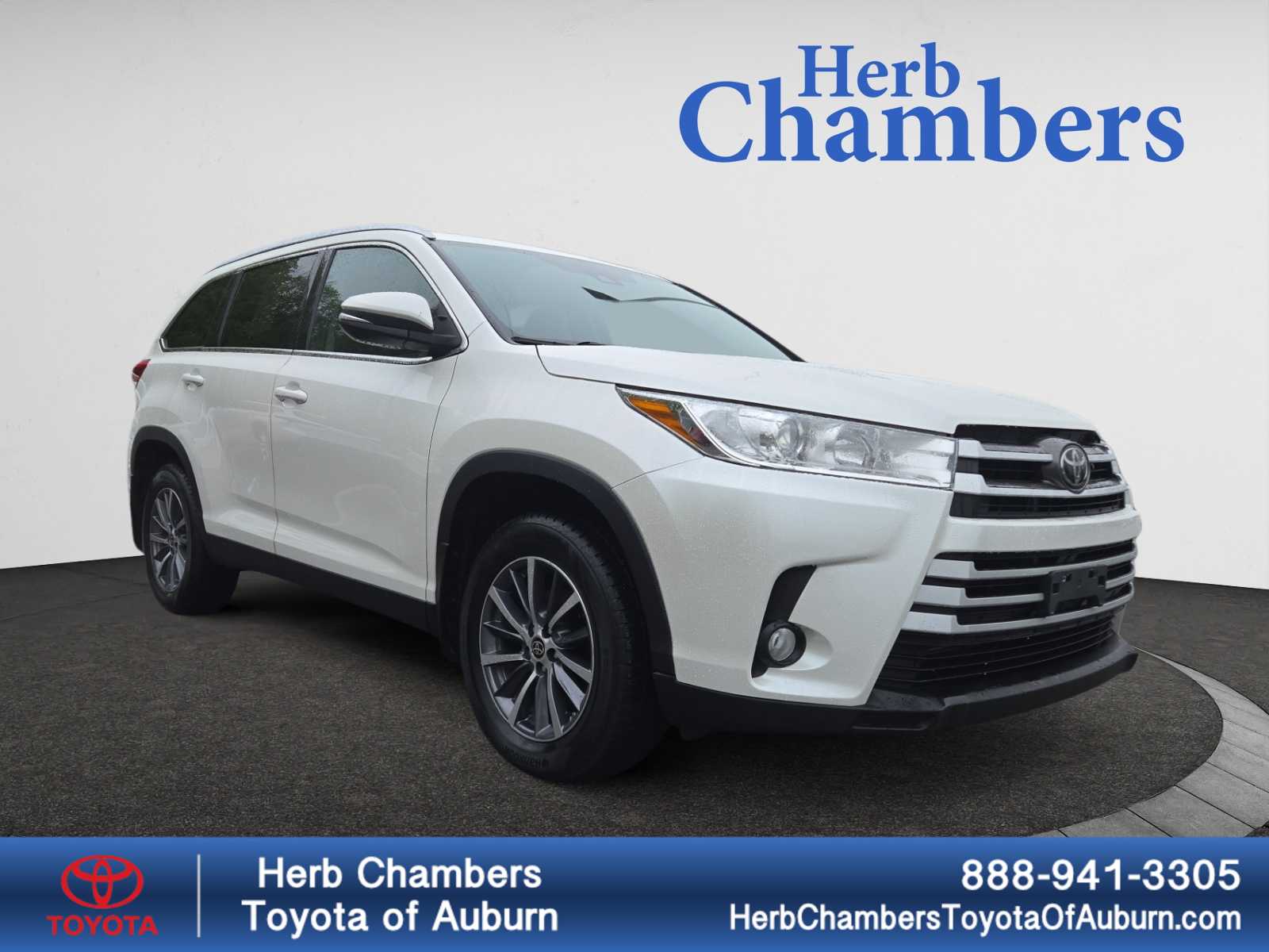 used 2019 Toyota Highlander car, priced at $29,998