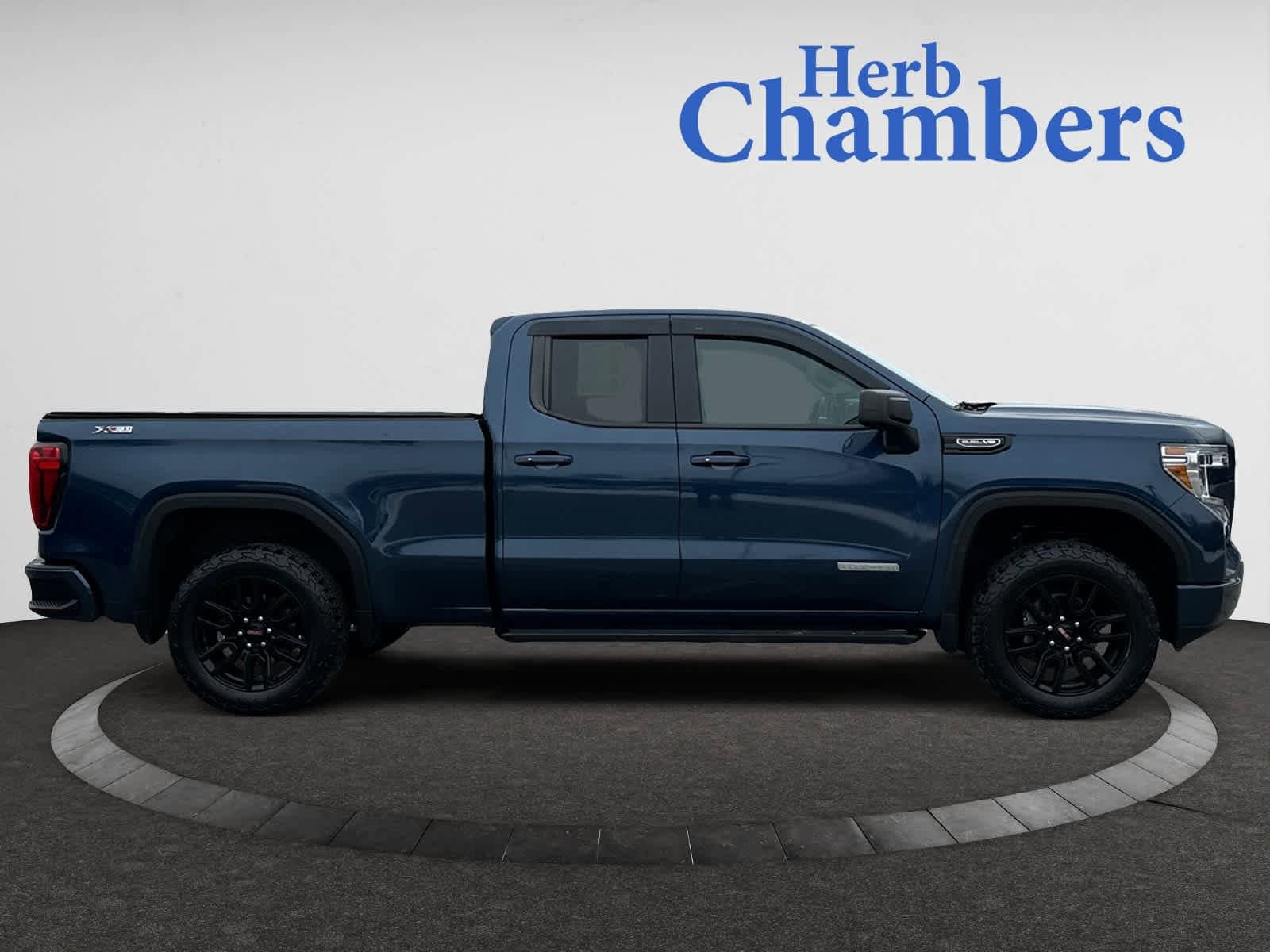 used 2019 GMC Sierra 1500 car, priced at $35,998