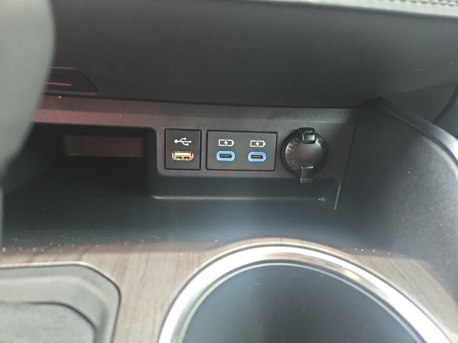 used 2022 Toyota Highlander car, priced at $46,998