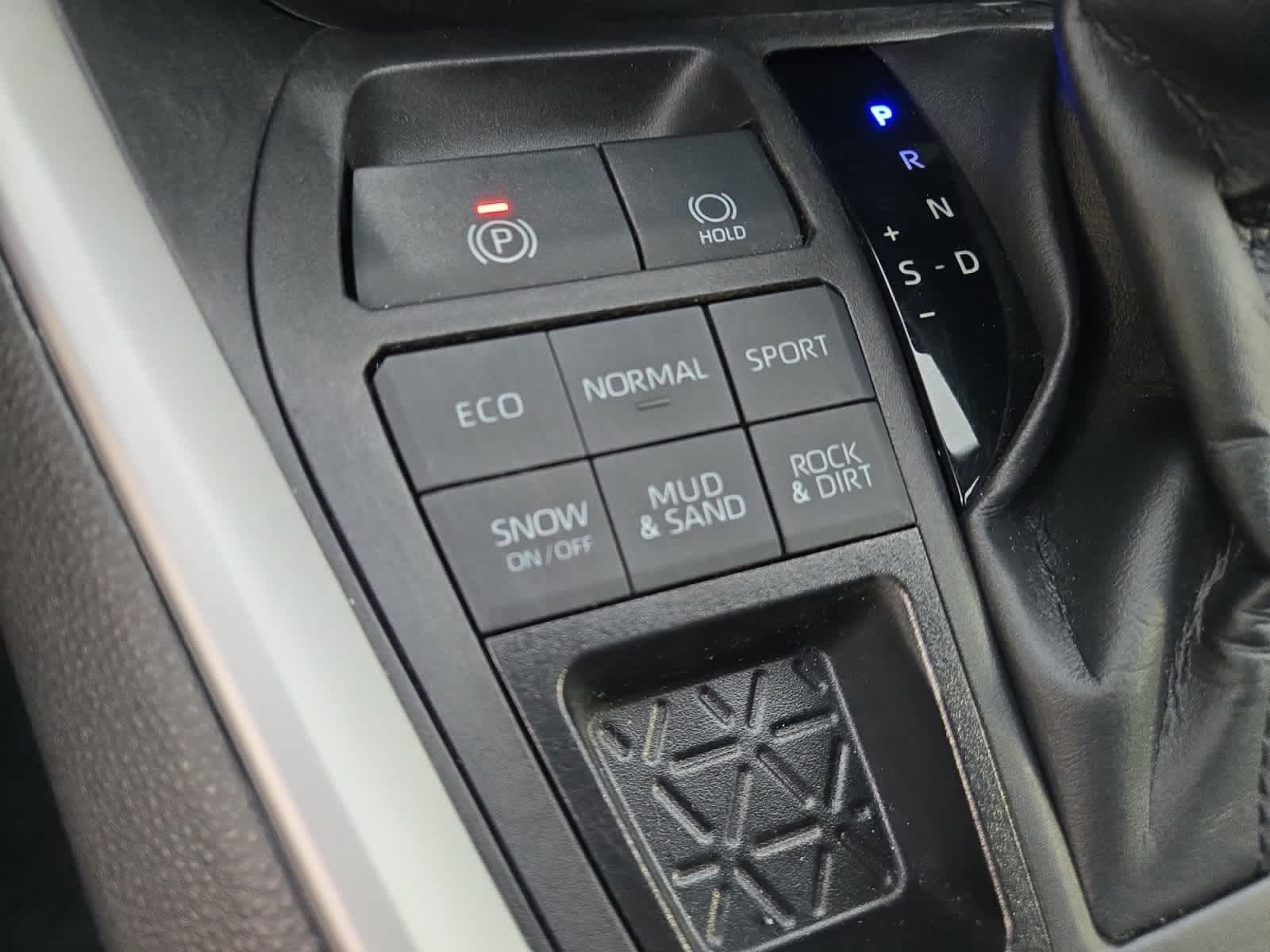 used 2022 Toyota RAV4 car, priced at $29,998