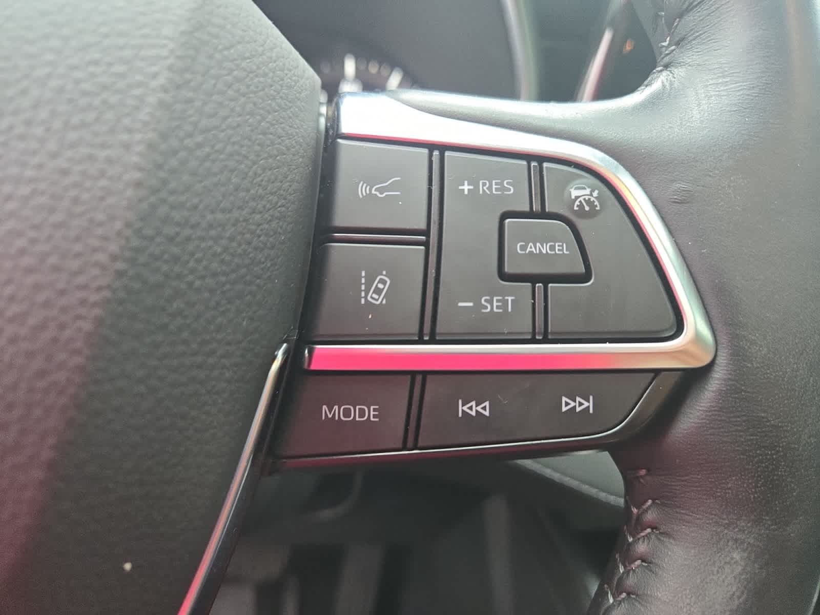 used 2021 Toyota Highlander car, priced at $38,998