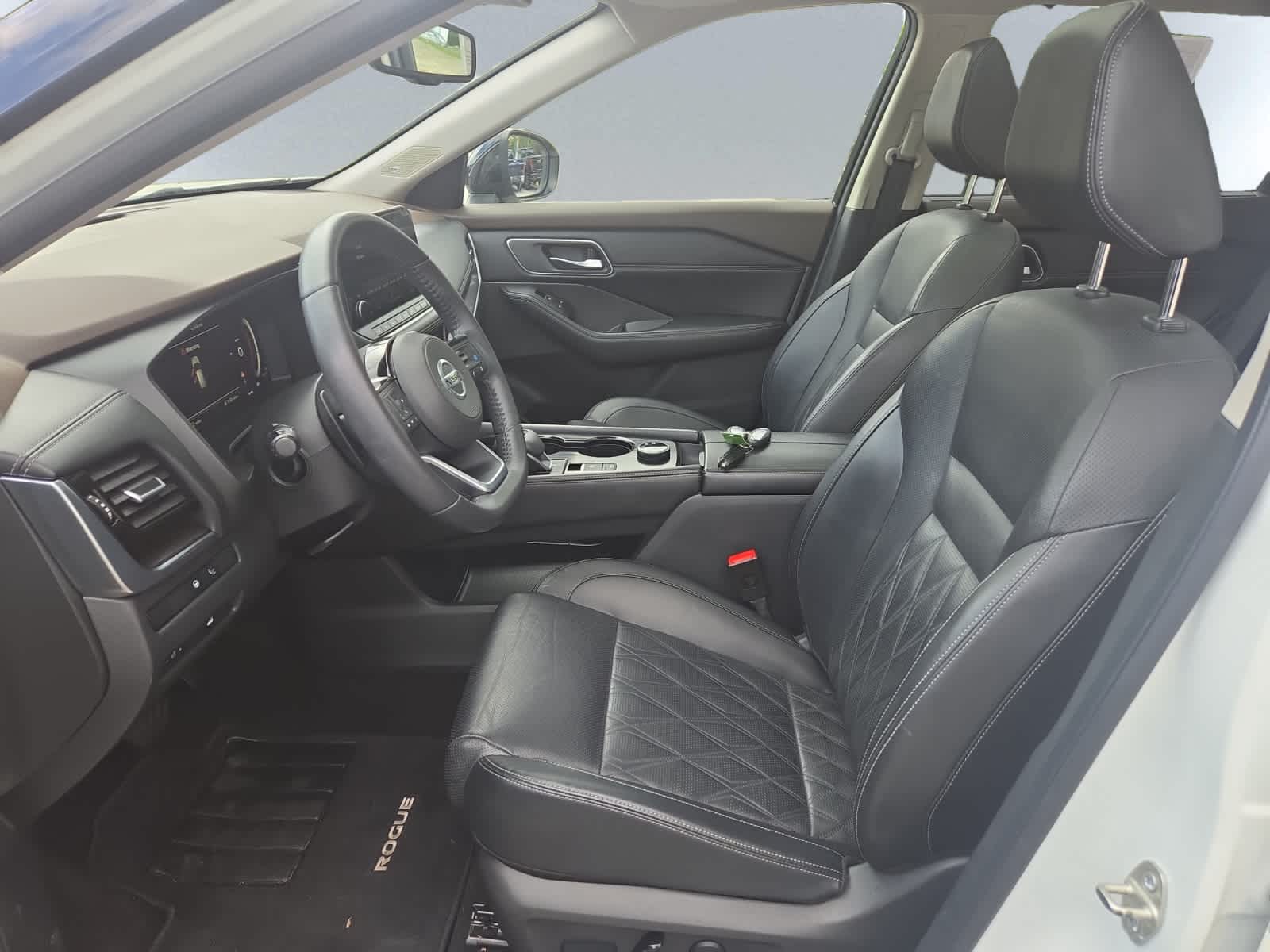 used 2021 Nissan Rogue car, priced at $33,998