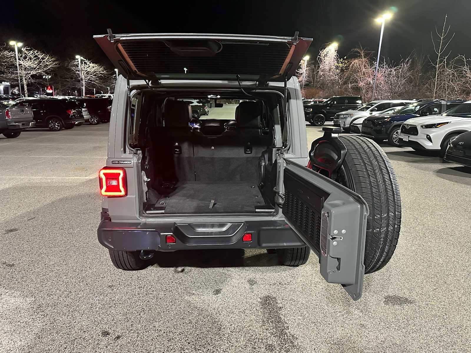 used 2020 Jeep Wrangler Unlimited car, priced at $36,998