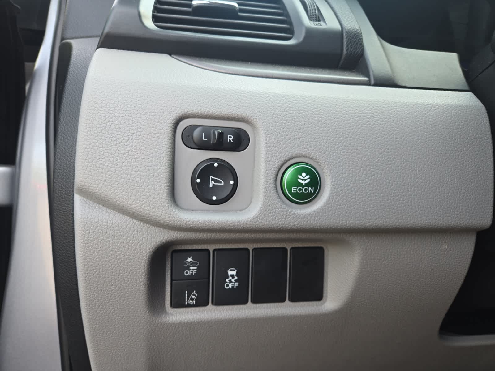 used 2020 Honda Pilot car, priced at $29,998