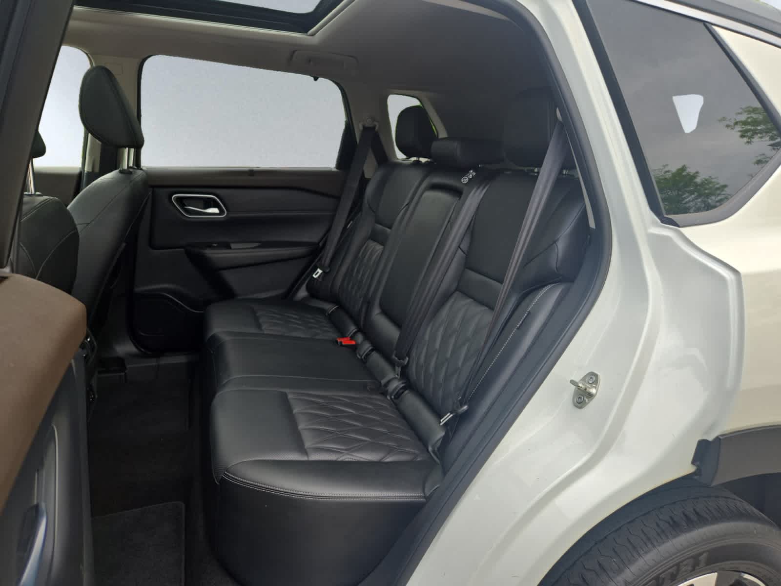 used 2021 Nissan Rogue car, priced at $33,998