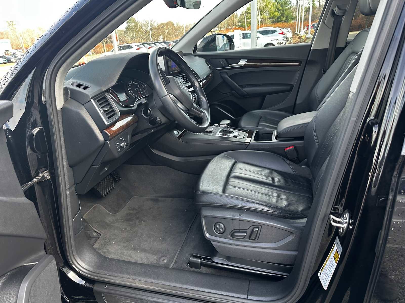 used 2019 Audi Q5 2.0T Quattro car, priced at $25,998