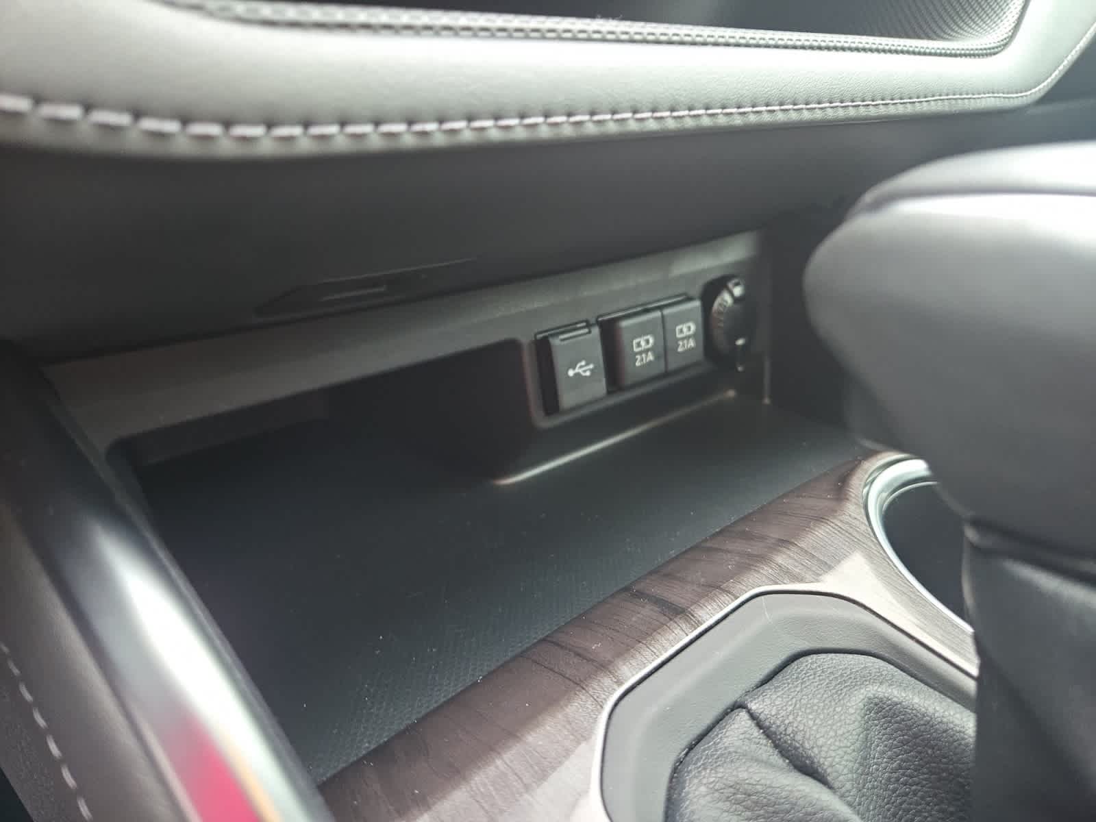 used 2021 Toyota Highlander car, priced at $38,998
