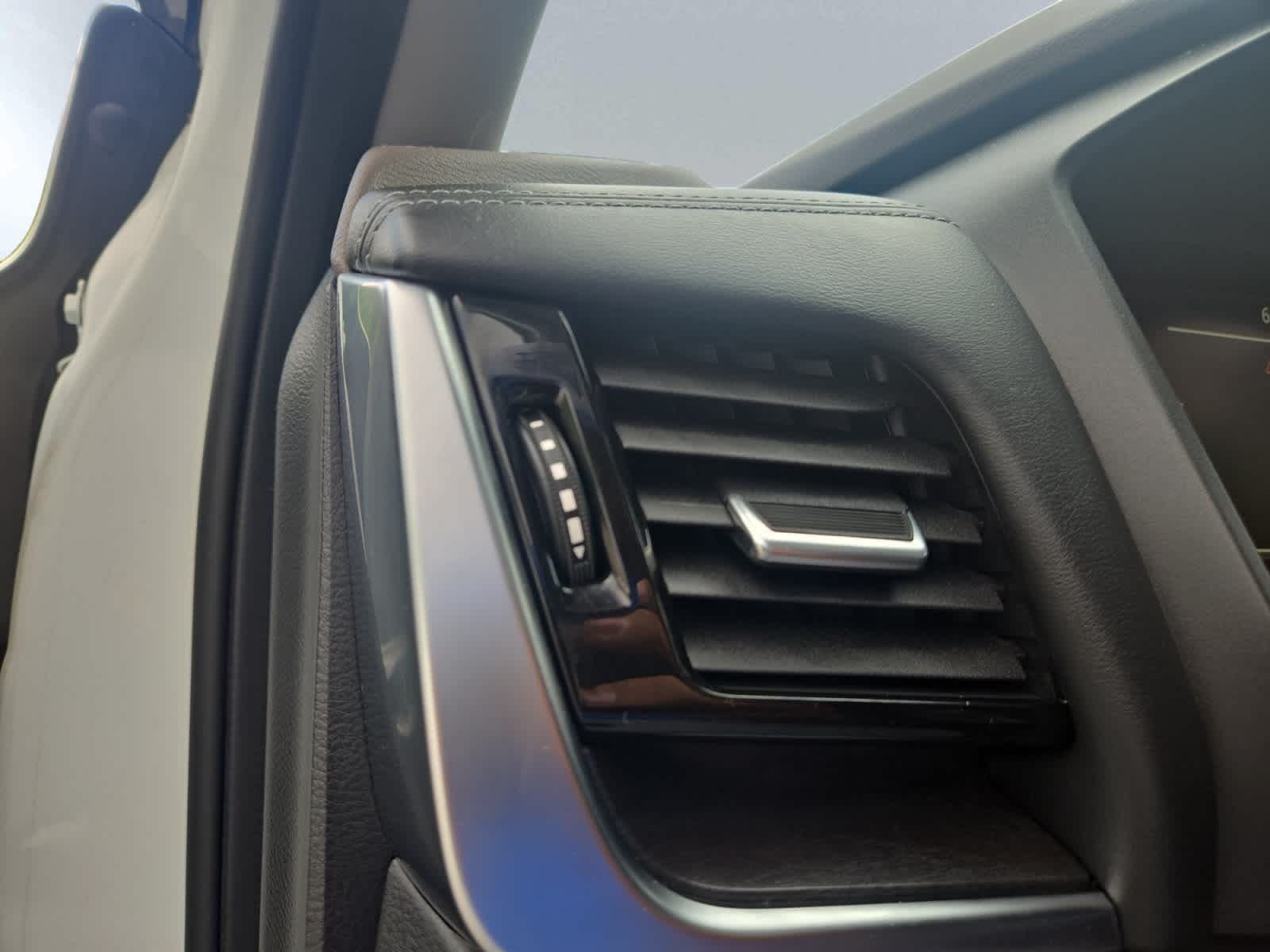 used 2021 Nissan Rogue car, priced at $33,998
