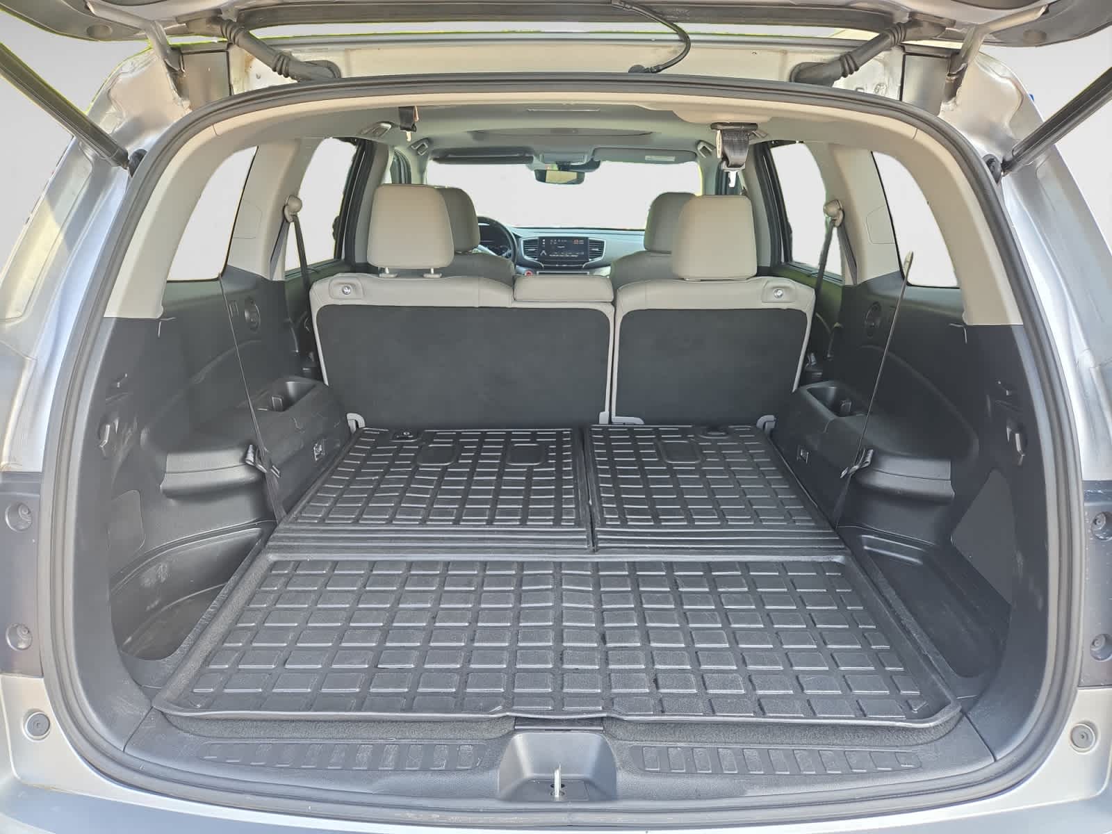 used 2020 Honda Pilot car, priced at $29,998