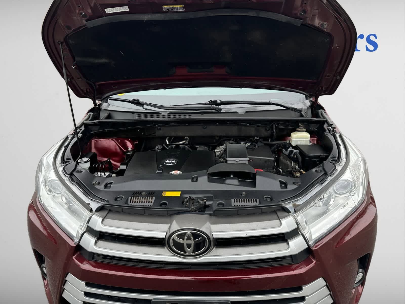 used 2018 Toyota Highlander car, priced at $26,998