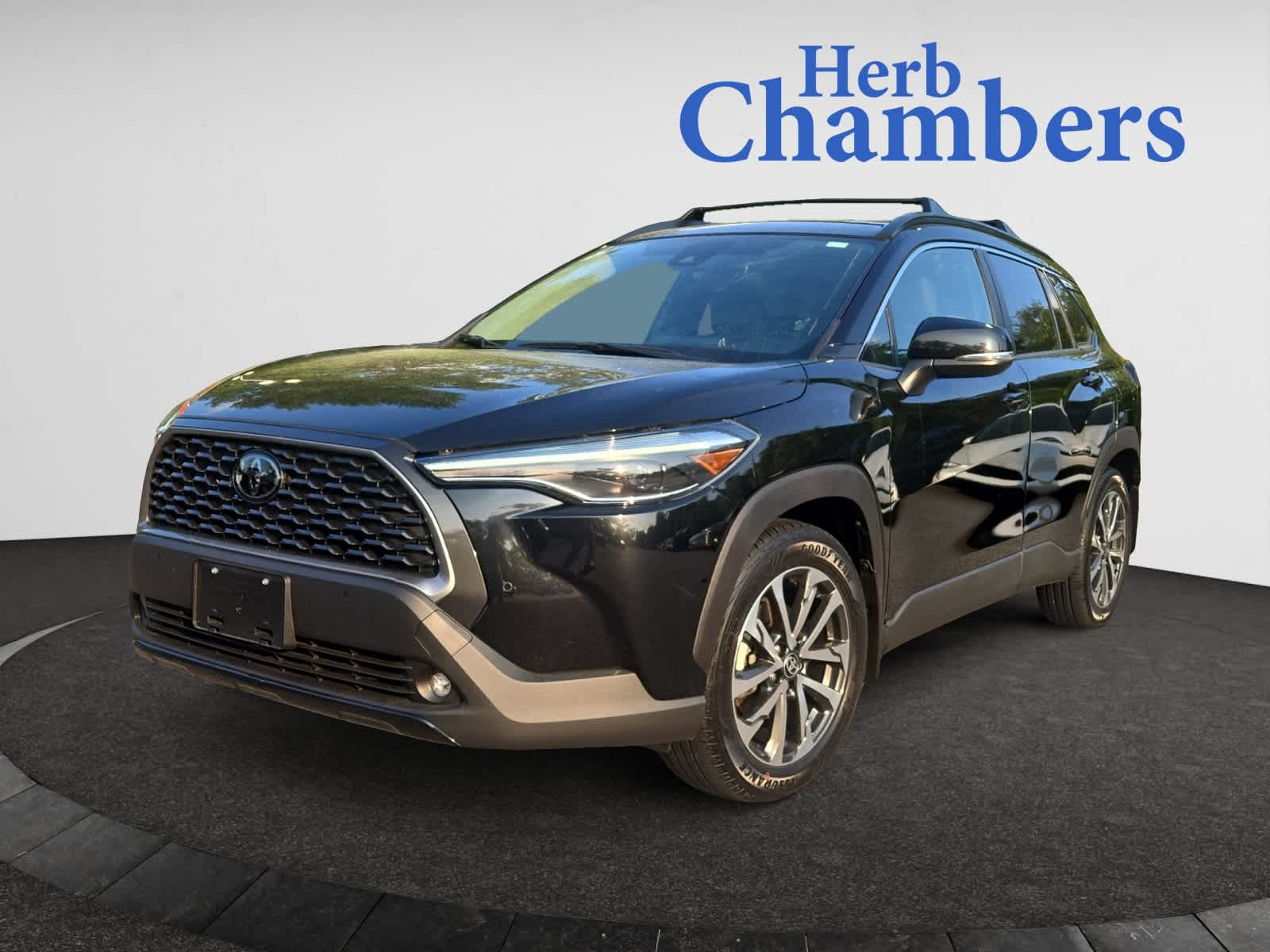 used 2022 Toyota Corolla Cross car, priced at $32,998