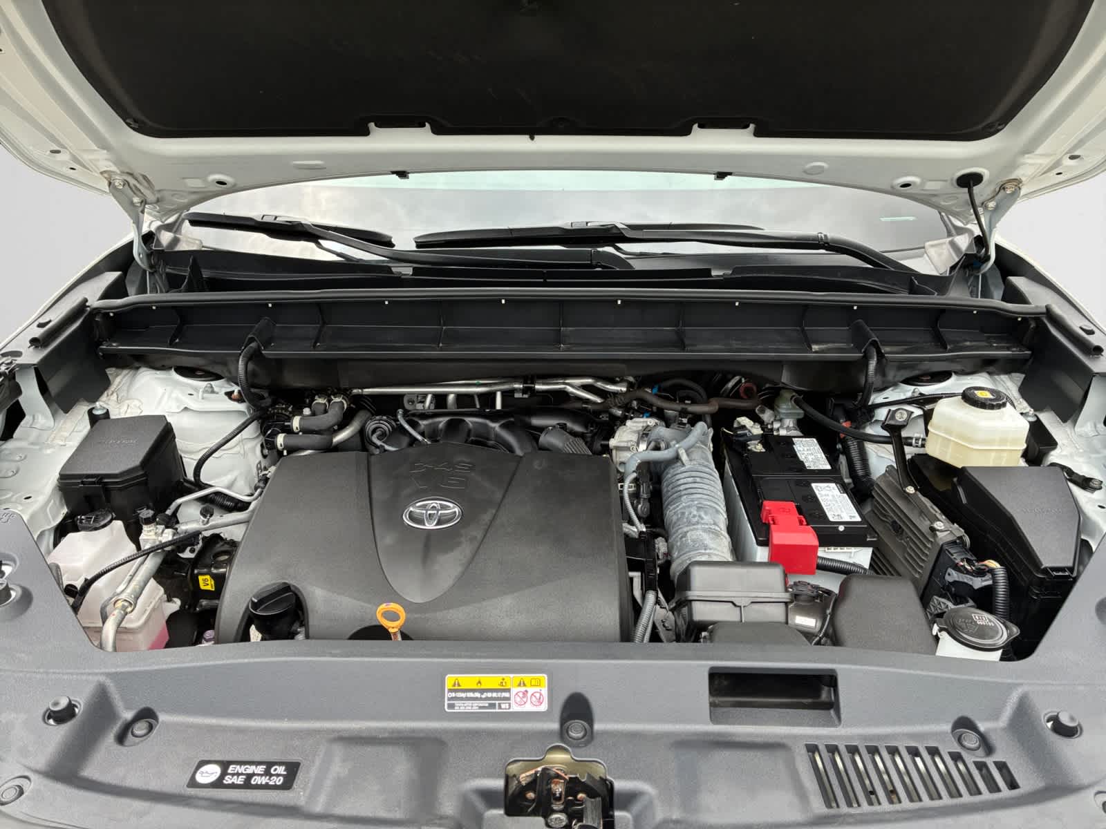 used 2022 Toyota Highlander car, priced at $36,998
