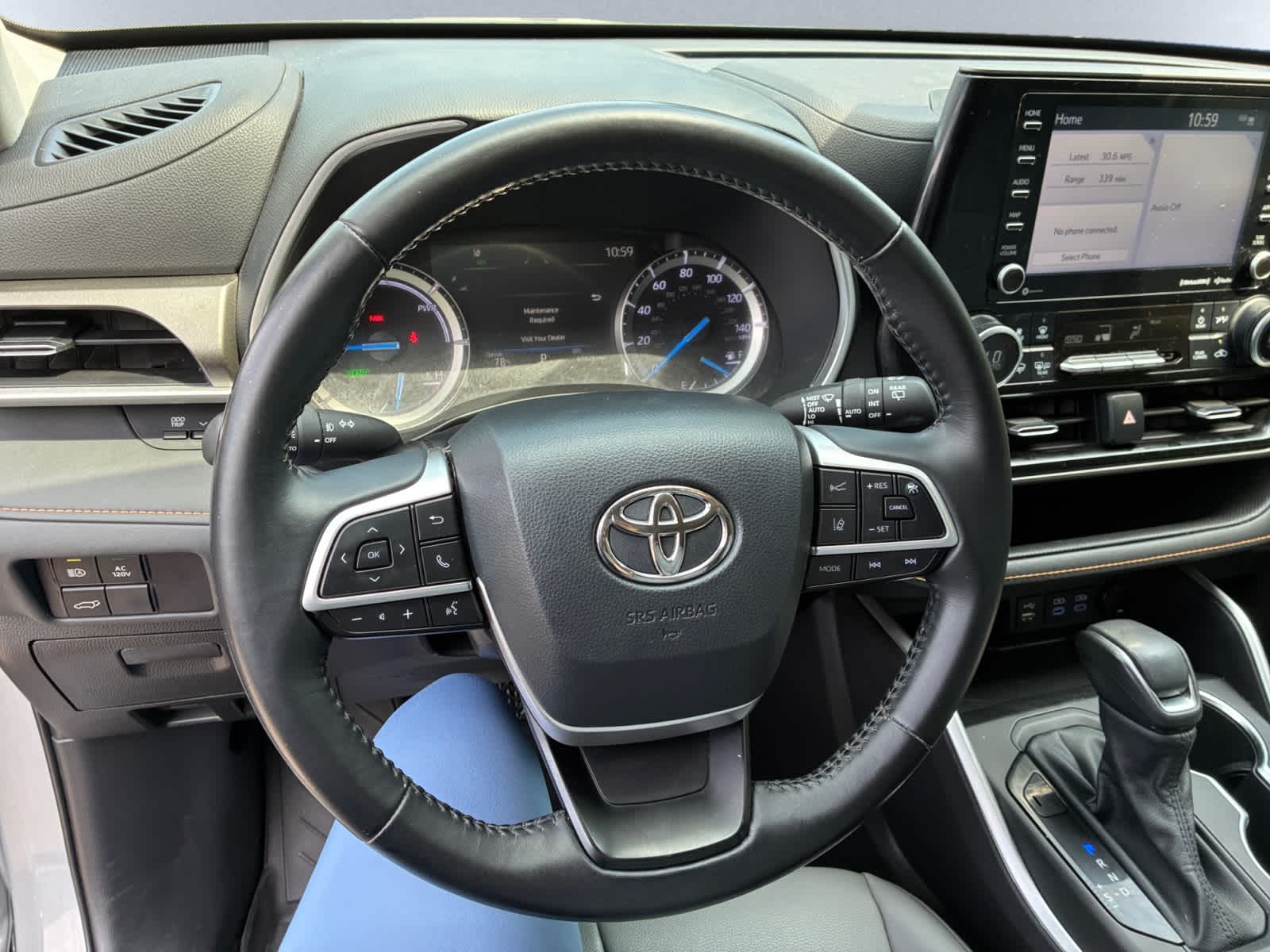 used 2022 Toyota Highlander car, priced at $39,998