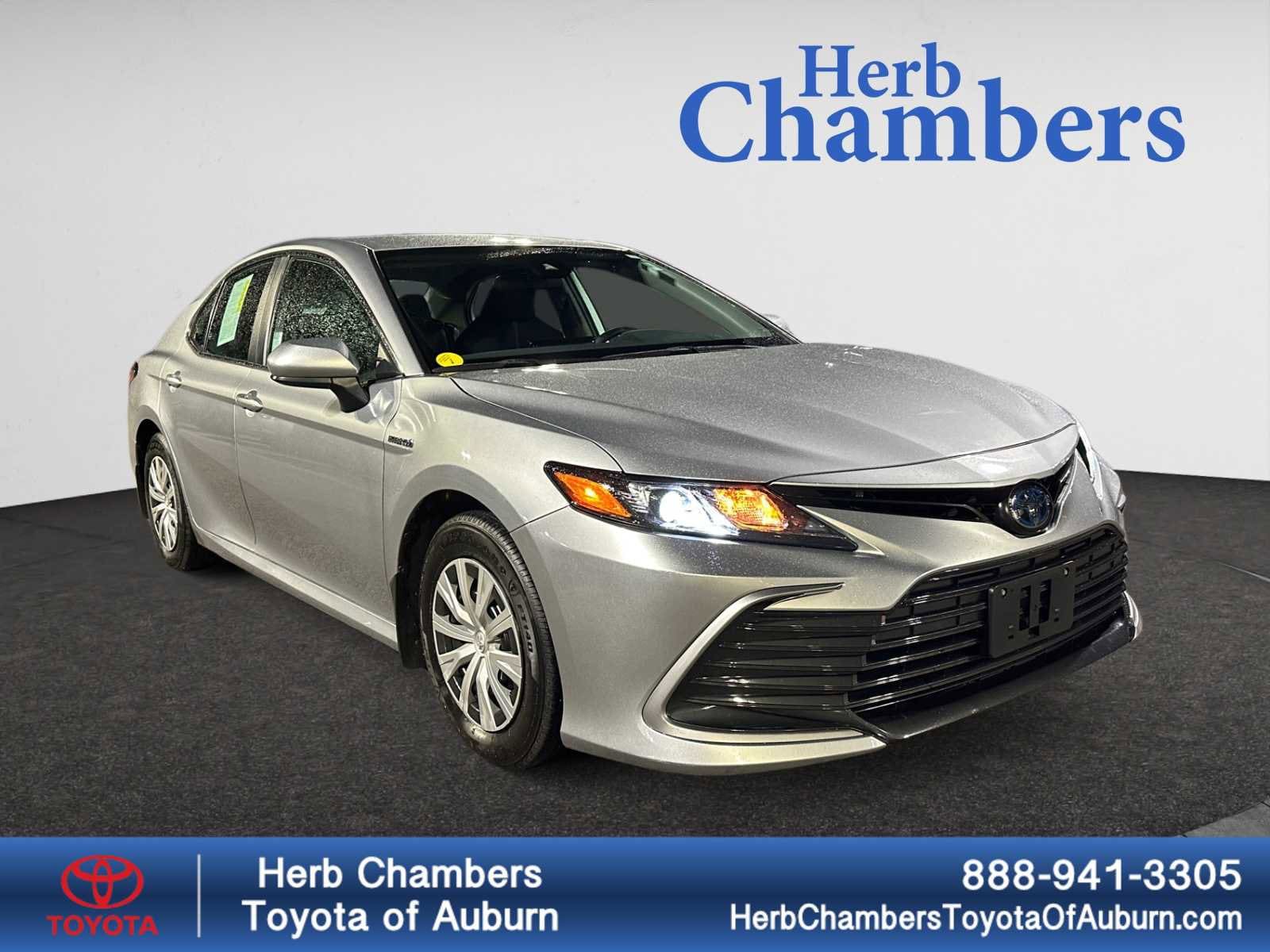 used 2021 Toyota Camry Hybrid car, priced at $27,998