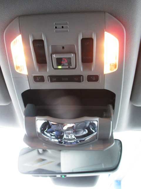 used 2021 Toyota Highlander car, priced at $38,998