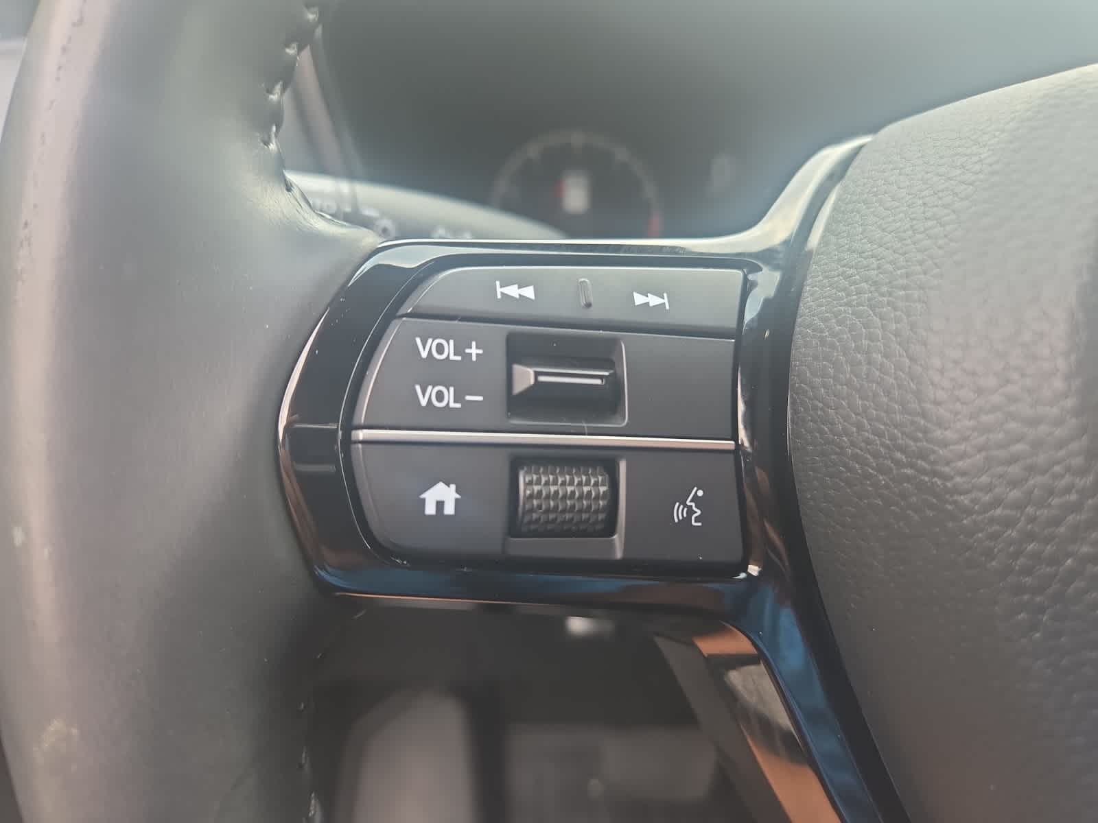 used 2025 Honda CR-V car, priced at $35,998