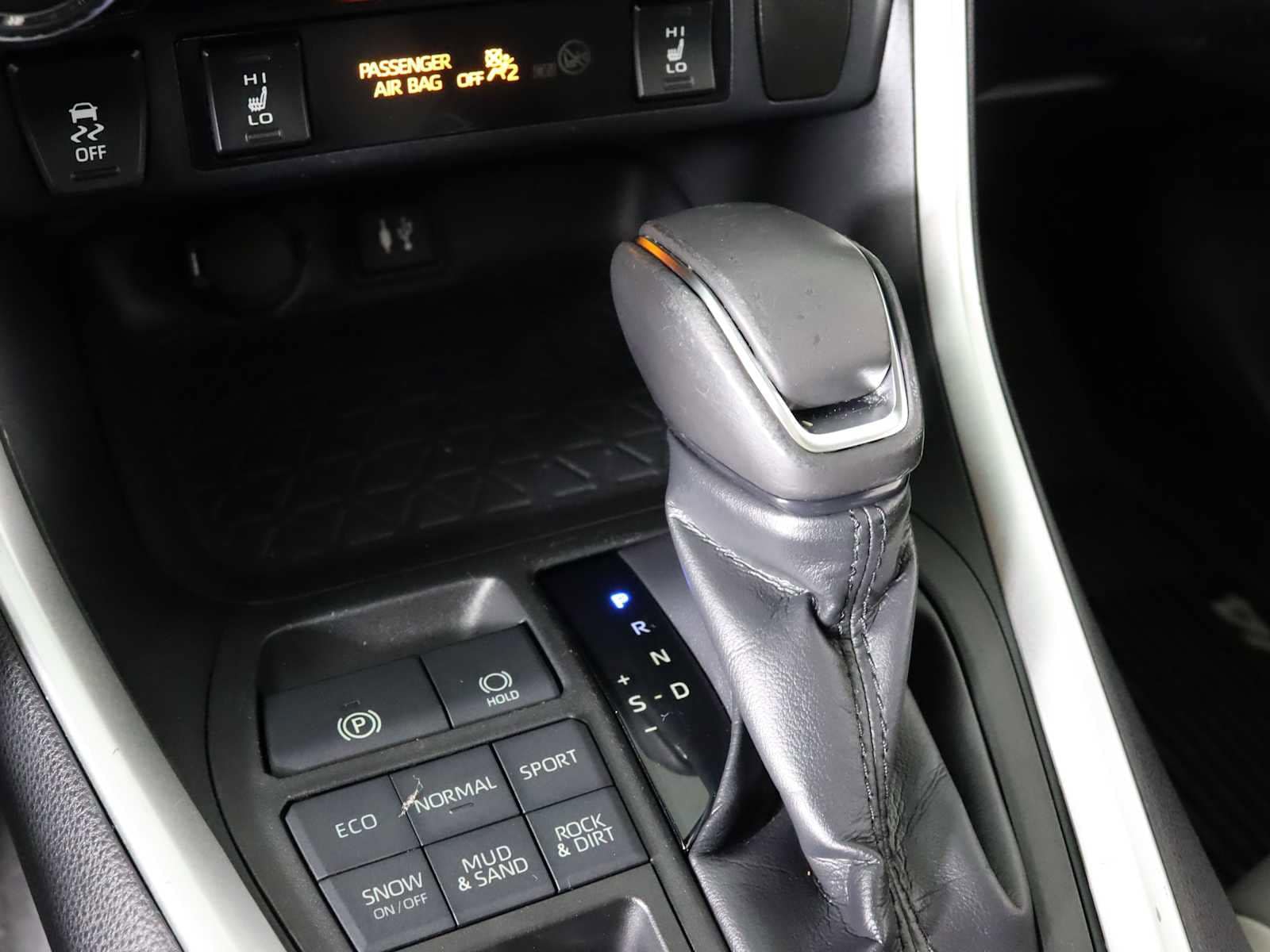 used 2019 Toyota RAV4 car, priced at $24,998