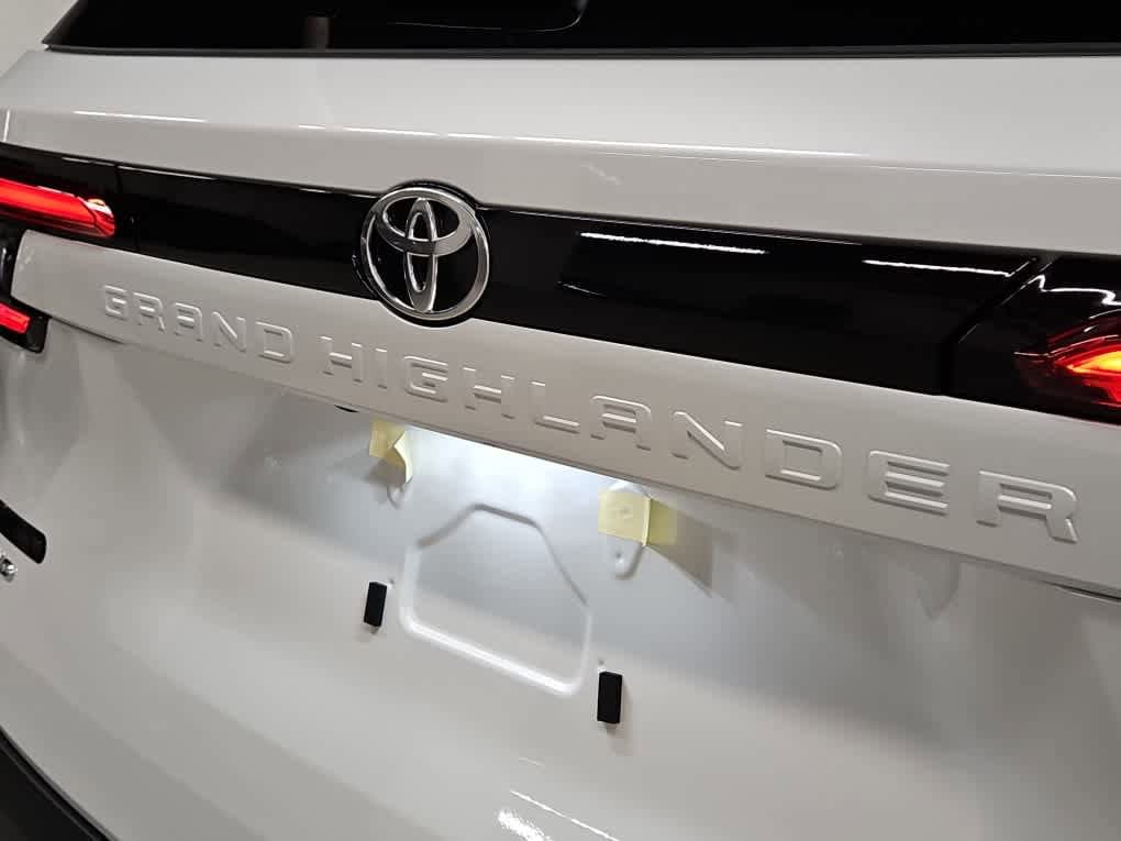 new 2024 Toyota Grand Highlander car, priced at $58,432