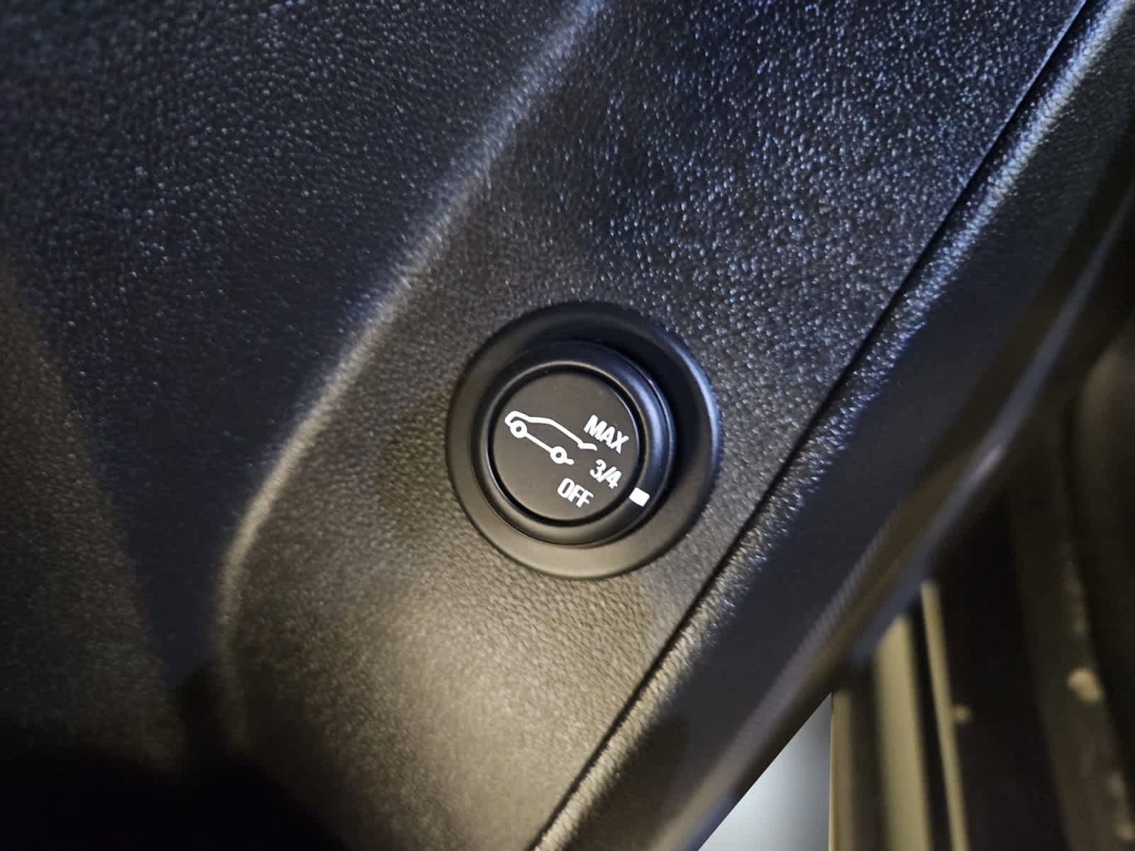 used 2018 Chevrolet Equinox car, priced at $14,798
