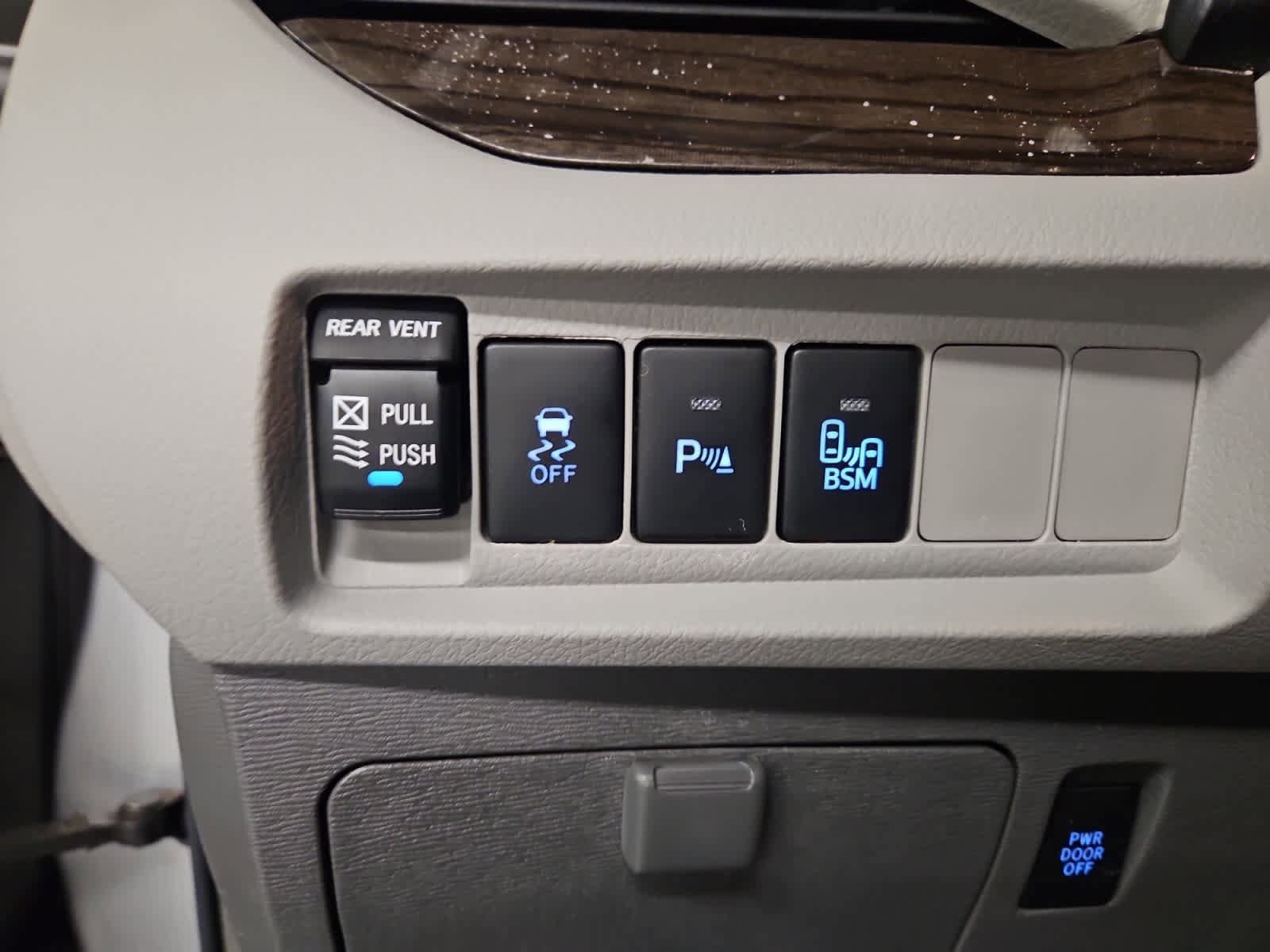 used 2017 Toyota Sienna car, priced at $26,998
