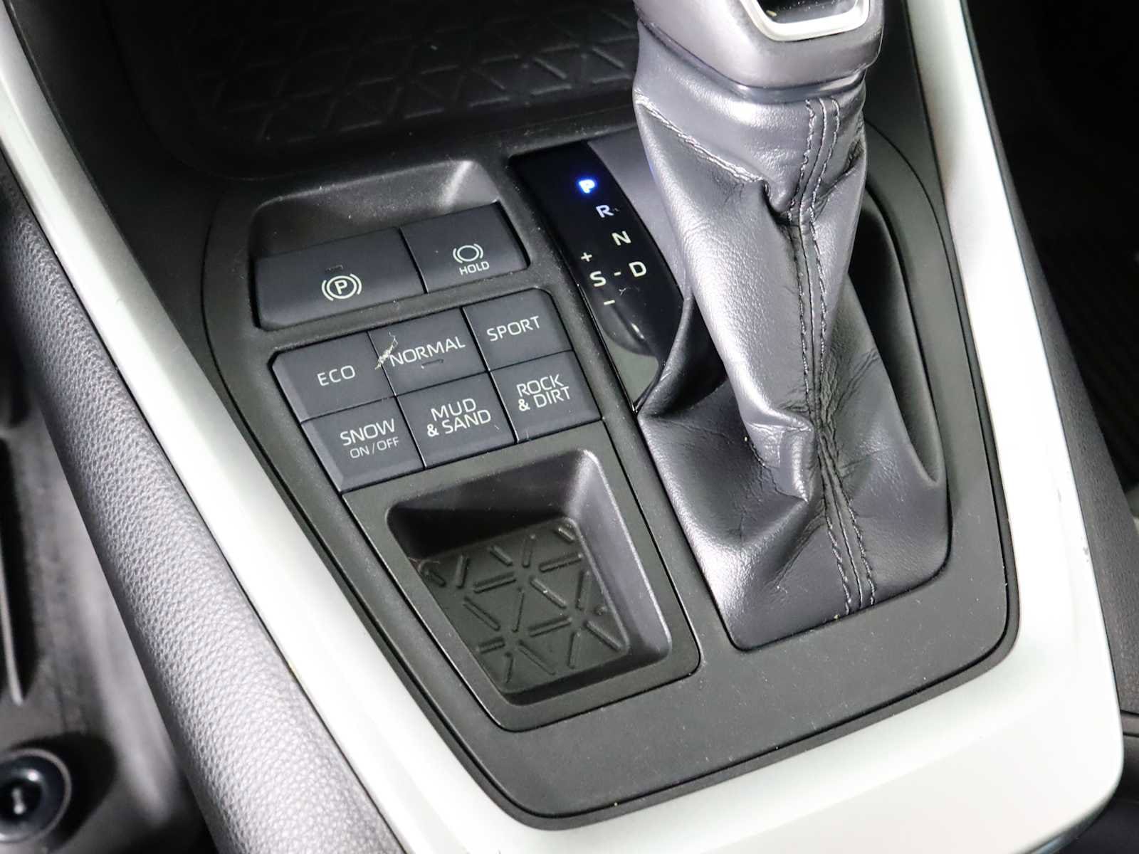 used 2019 Toyota RAV4 car, priced at $24,998