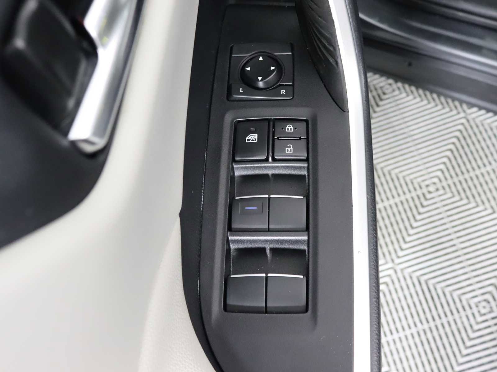 used 2019 Toyota RAV4 car, priced at $24,998