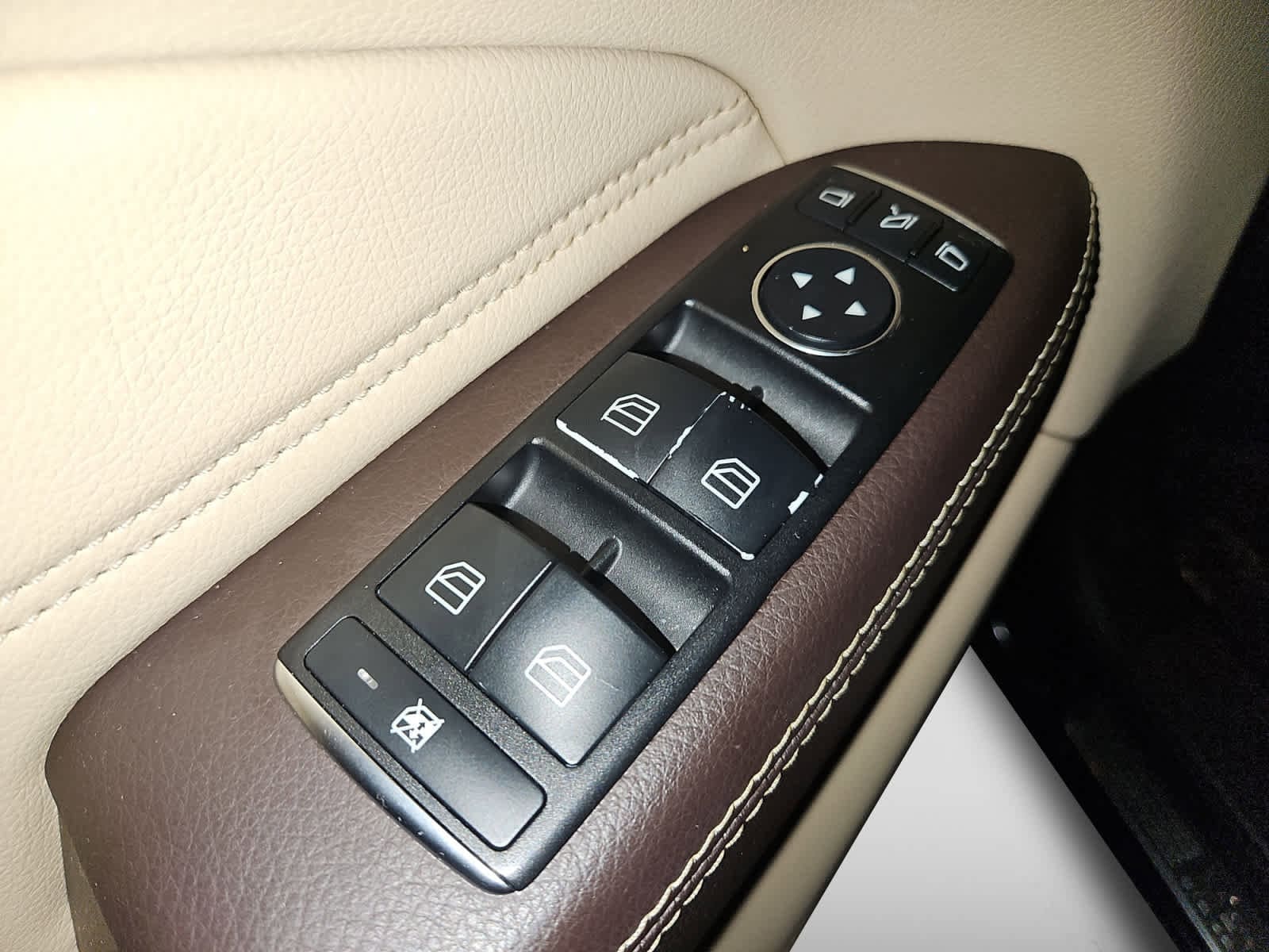 used 2018 Mercedes-Benz GLE 350 car, priced at $22,798