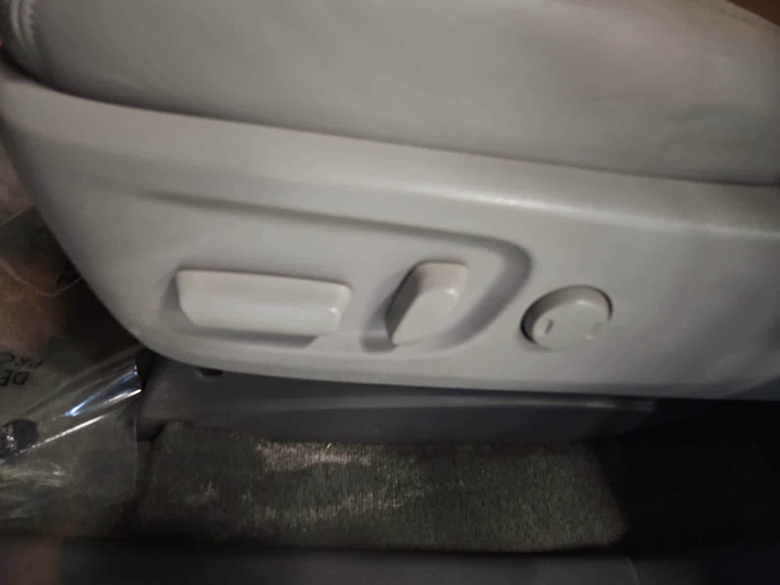 used 2017 Toyota Sienna car, priced at $26,998