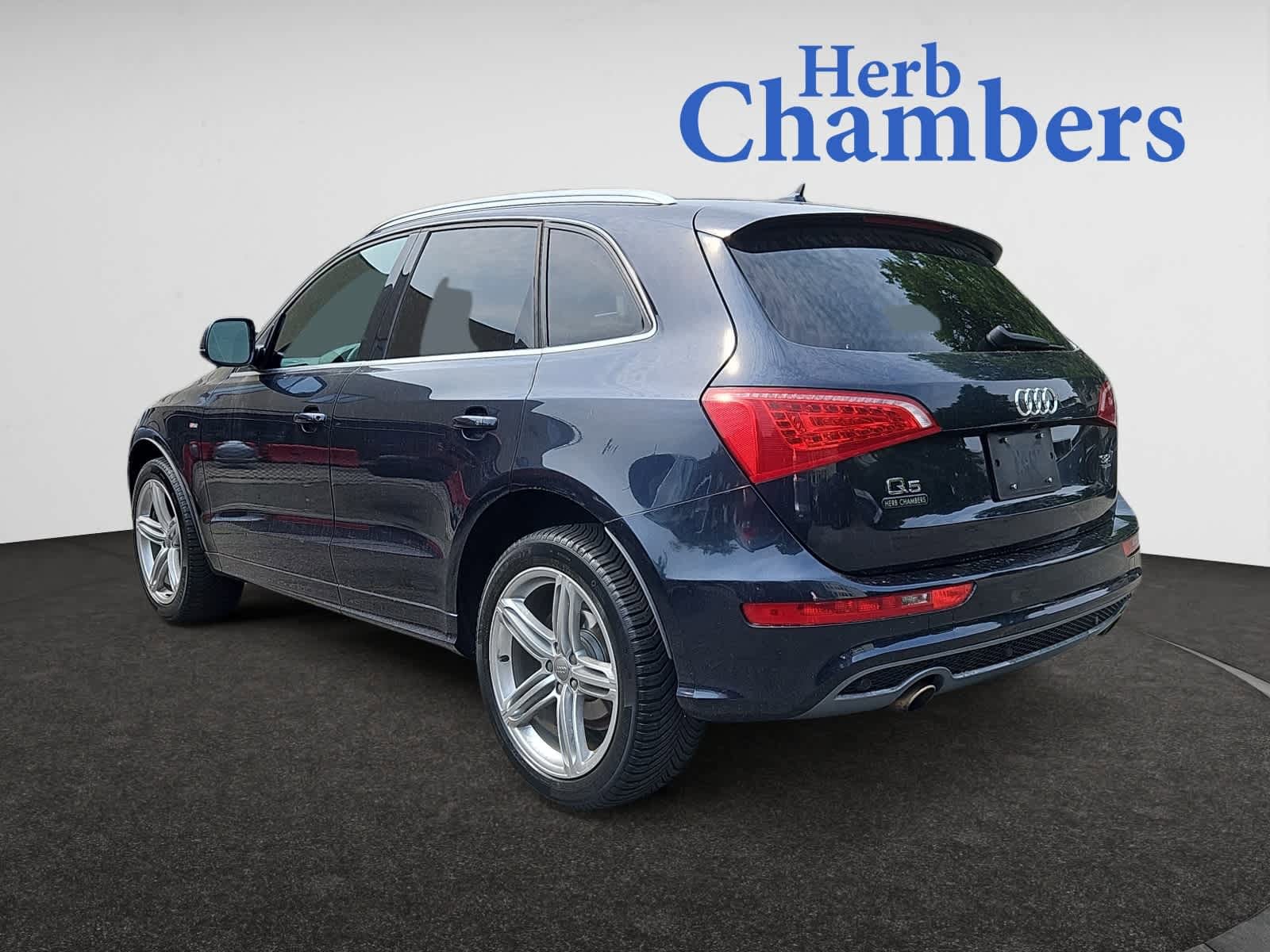 used 2012 Audi Q5 car, priced at $11,998