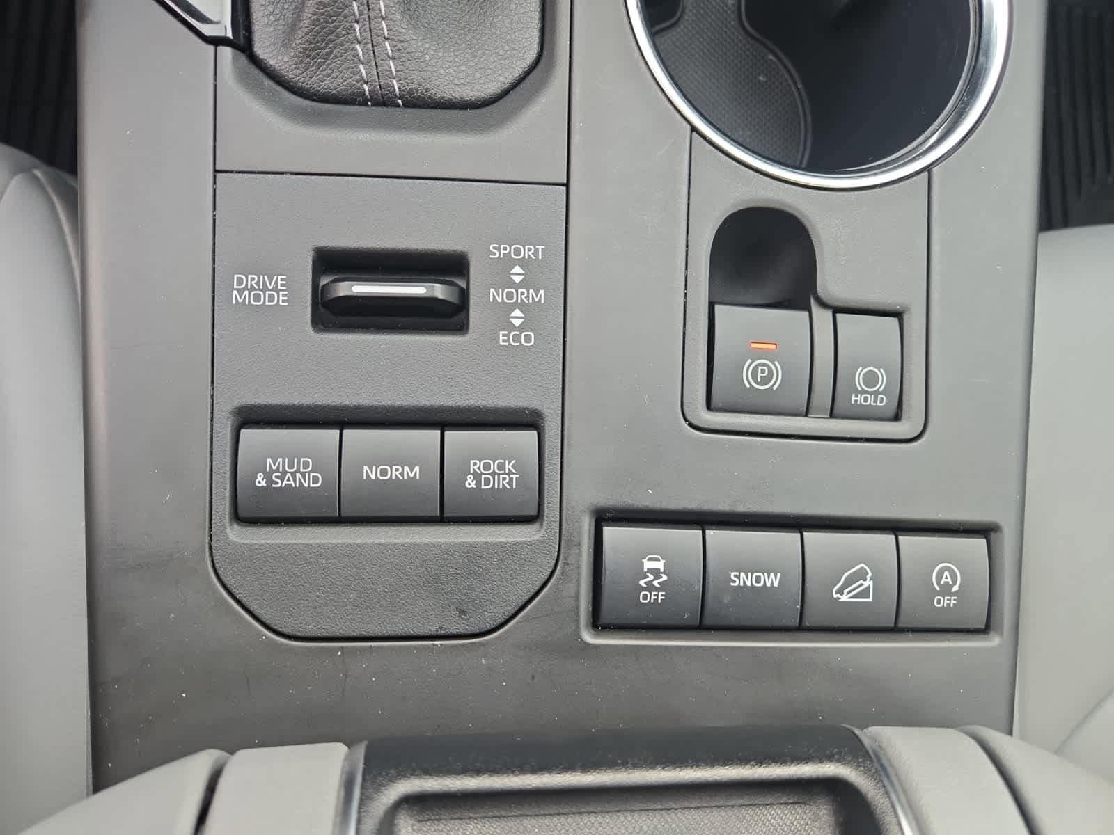 used 2022 Toyota Highlander car, priced at $36,998