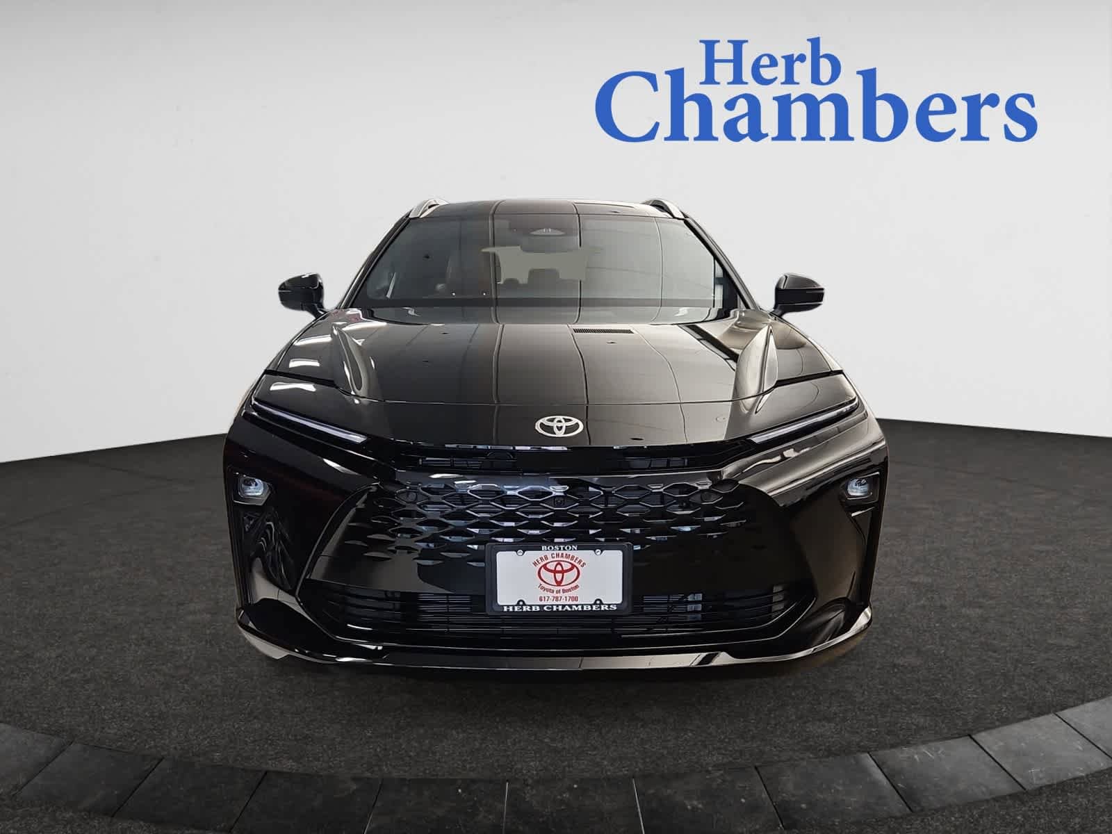 new 2025 Toyota Crown Signia car, priced at $51,455