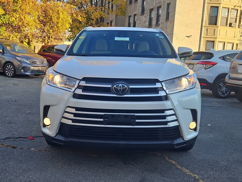 used 2018 Toyota Highlander car, priced at $24,998