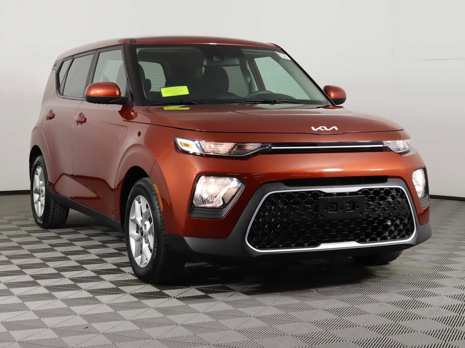 used 2022 Kia Soul car, priced at $17,998