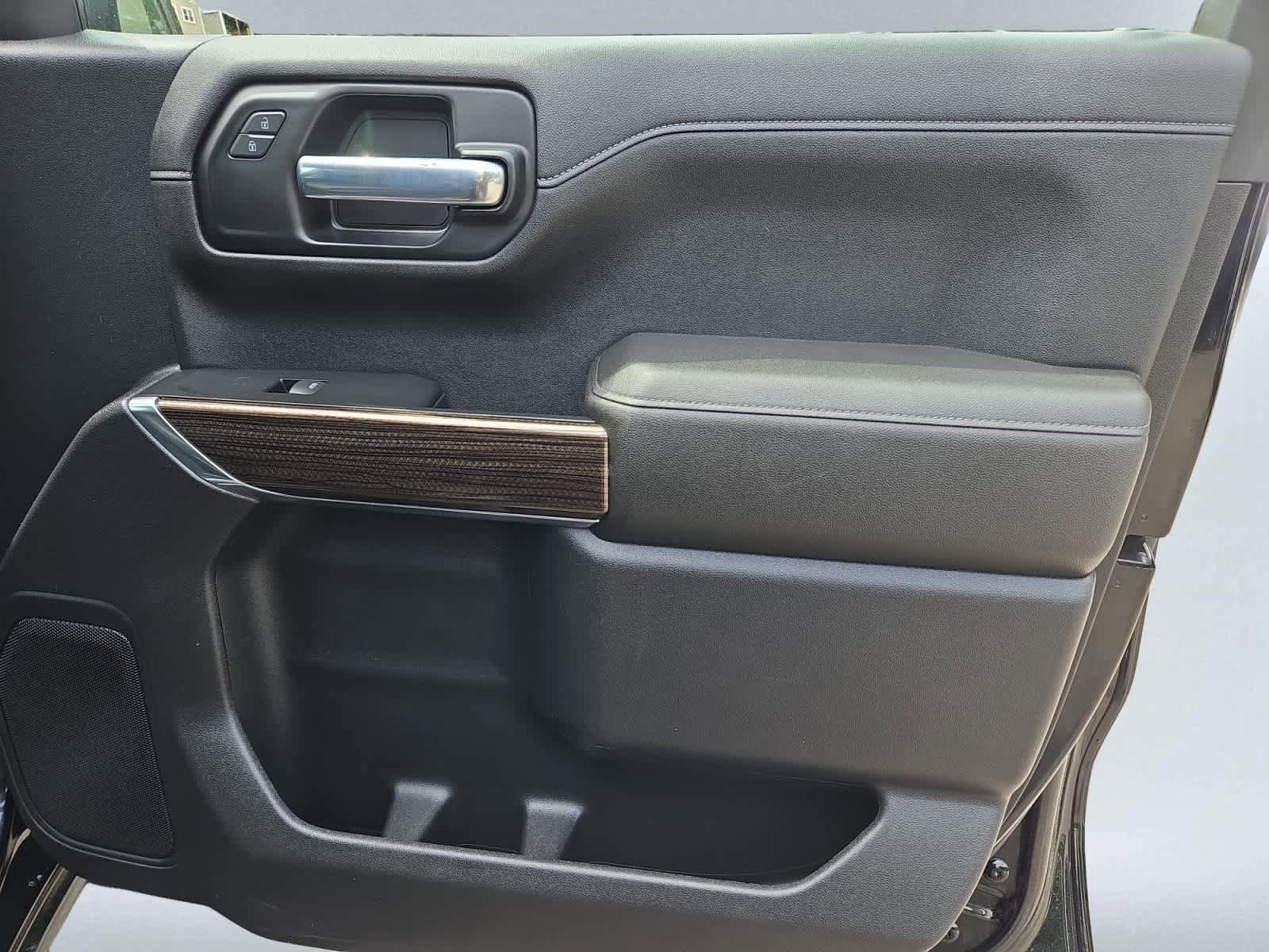used 2021 Chevrolet Silverado 1500 car, priced at $32,798