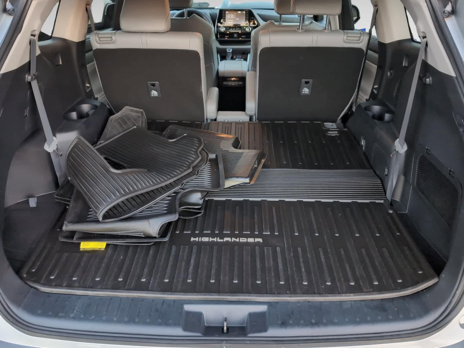 used 2022 Toyota Highlander car, priced at $37,998