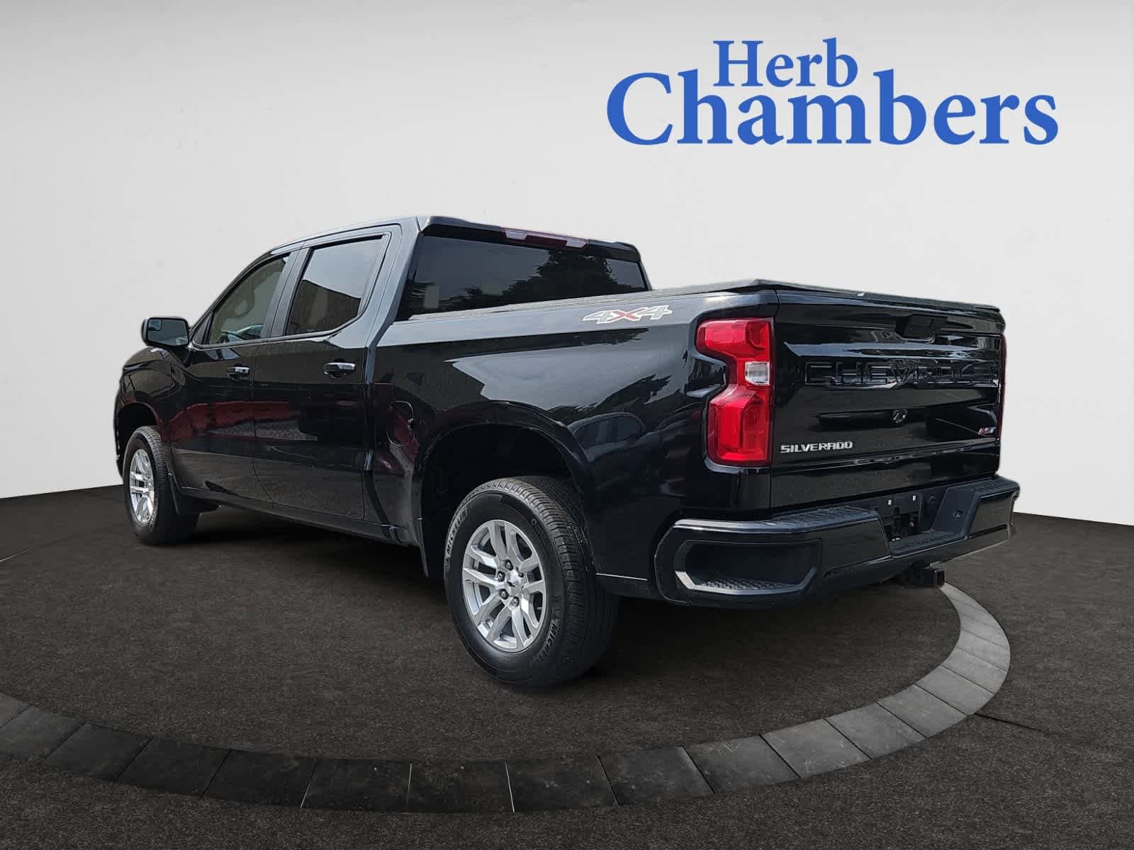 used 2021 Chevrolet Silverado 1500 car, priced at $32,798