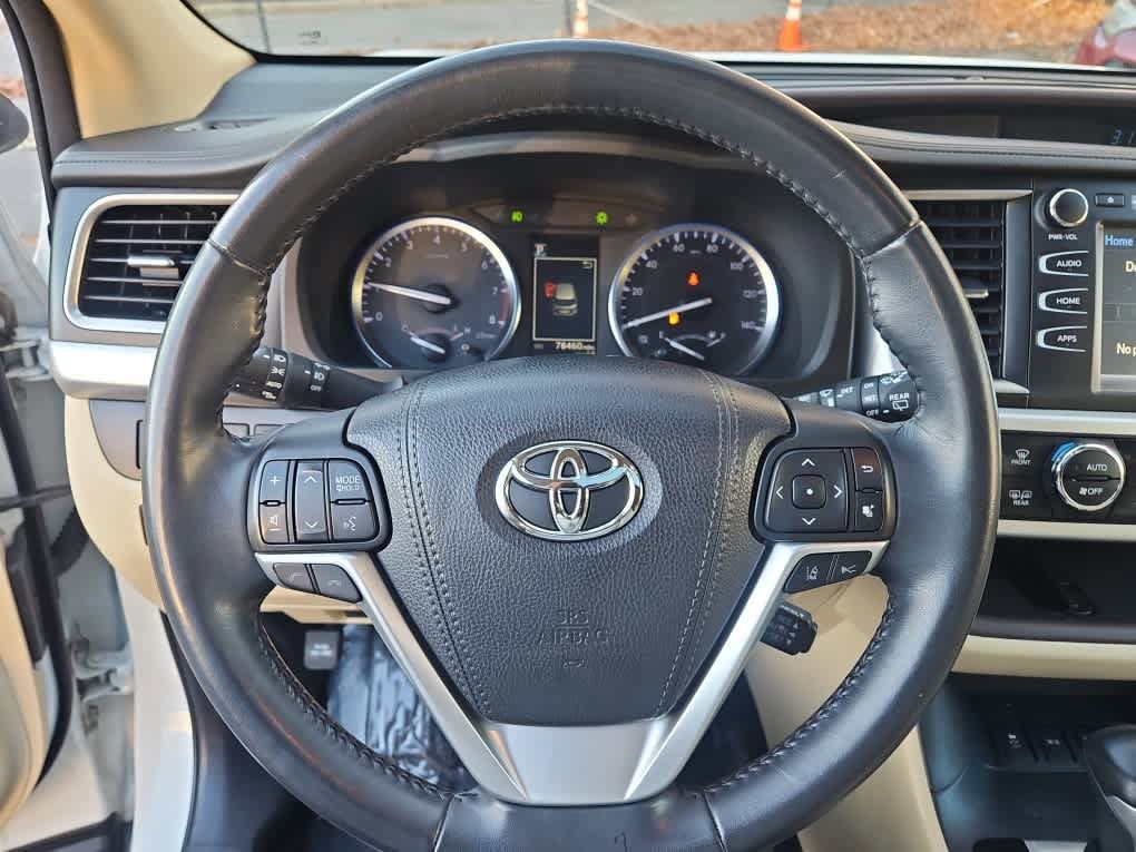 used 2018 Toyota Highlander car, priced at $24,998