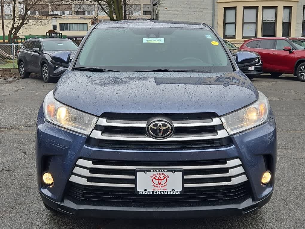 used 2018 Toyota Highlander car, priced at $22,998