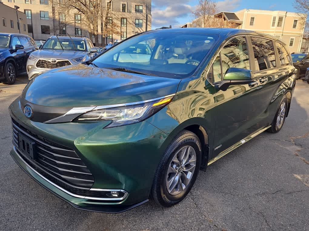 used 2021 Toyota Sienna car, priced at $38,998