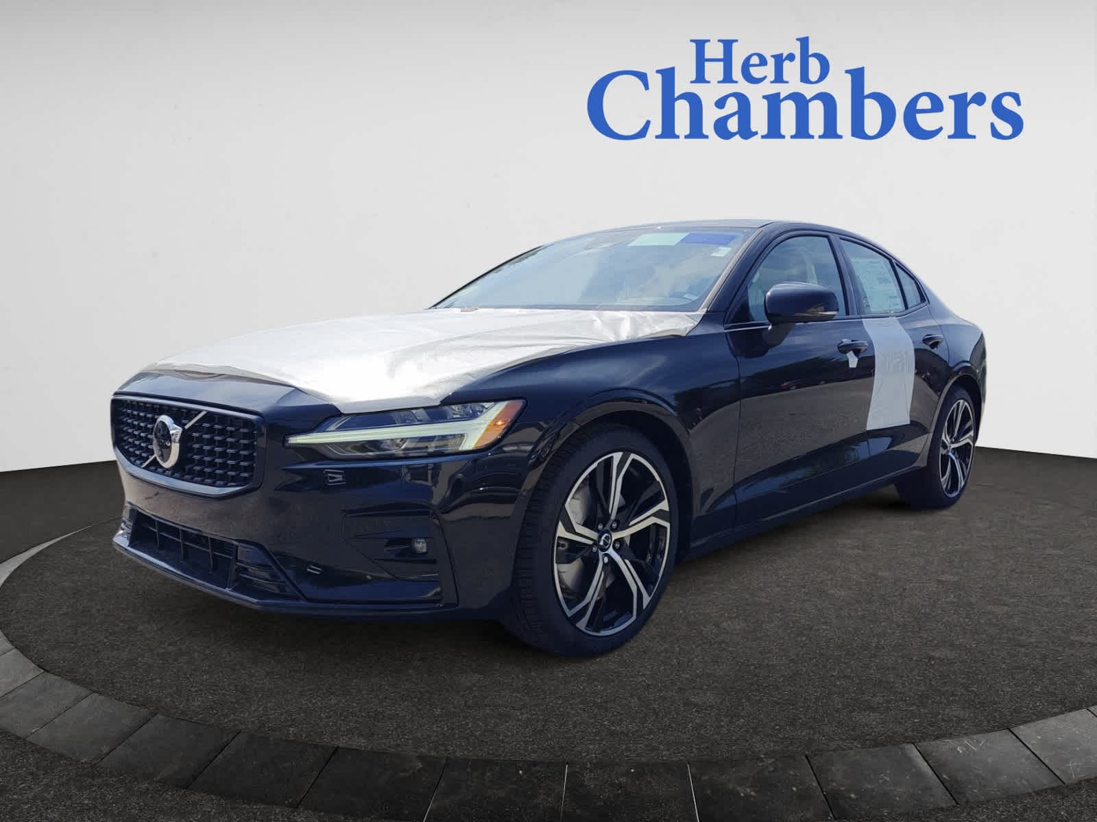 new 2024 Volvo S60 car, priced at $49,575