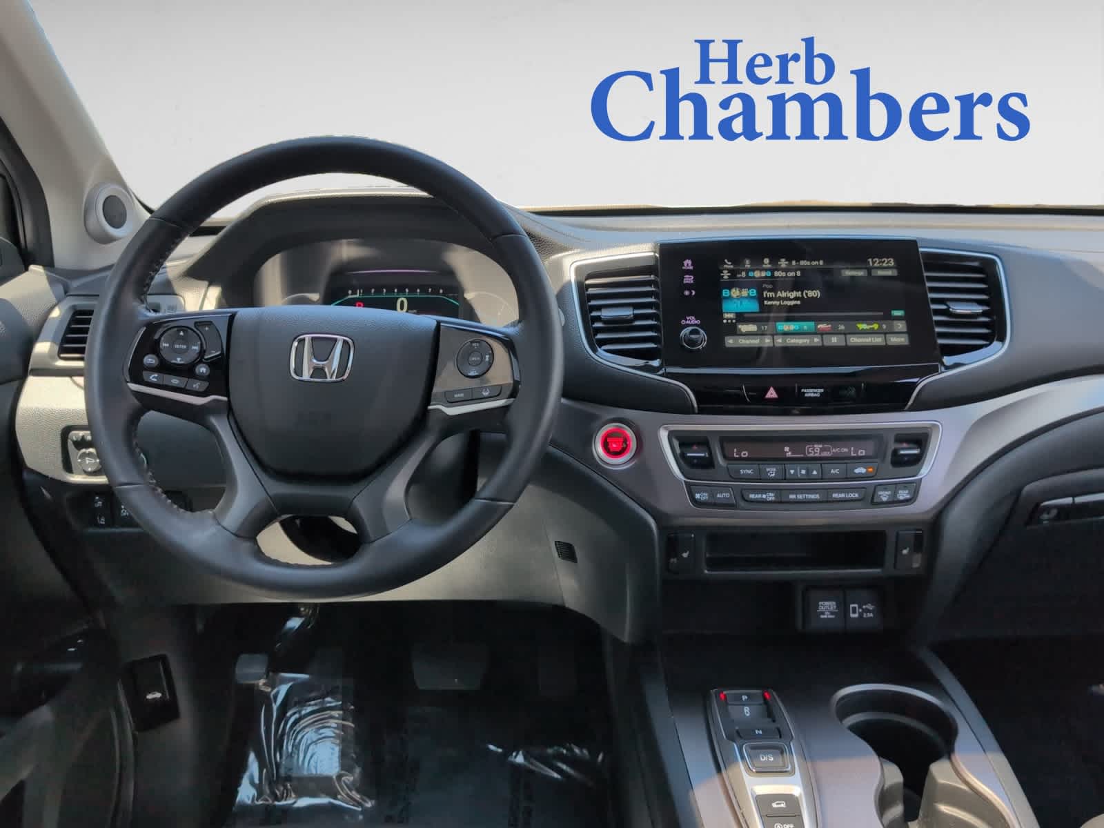 used 2022 Honda Pilot car, priced at $34,998