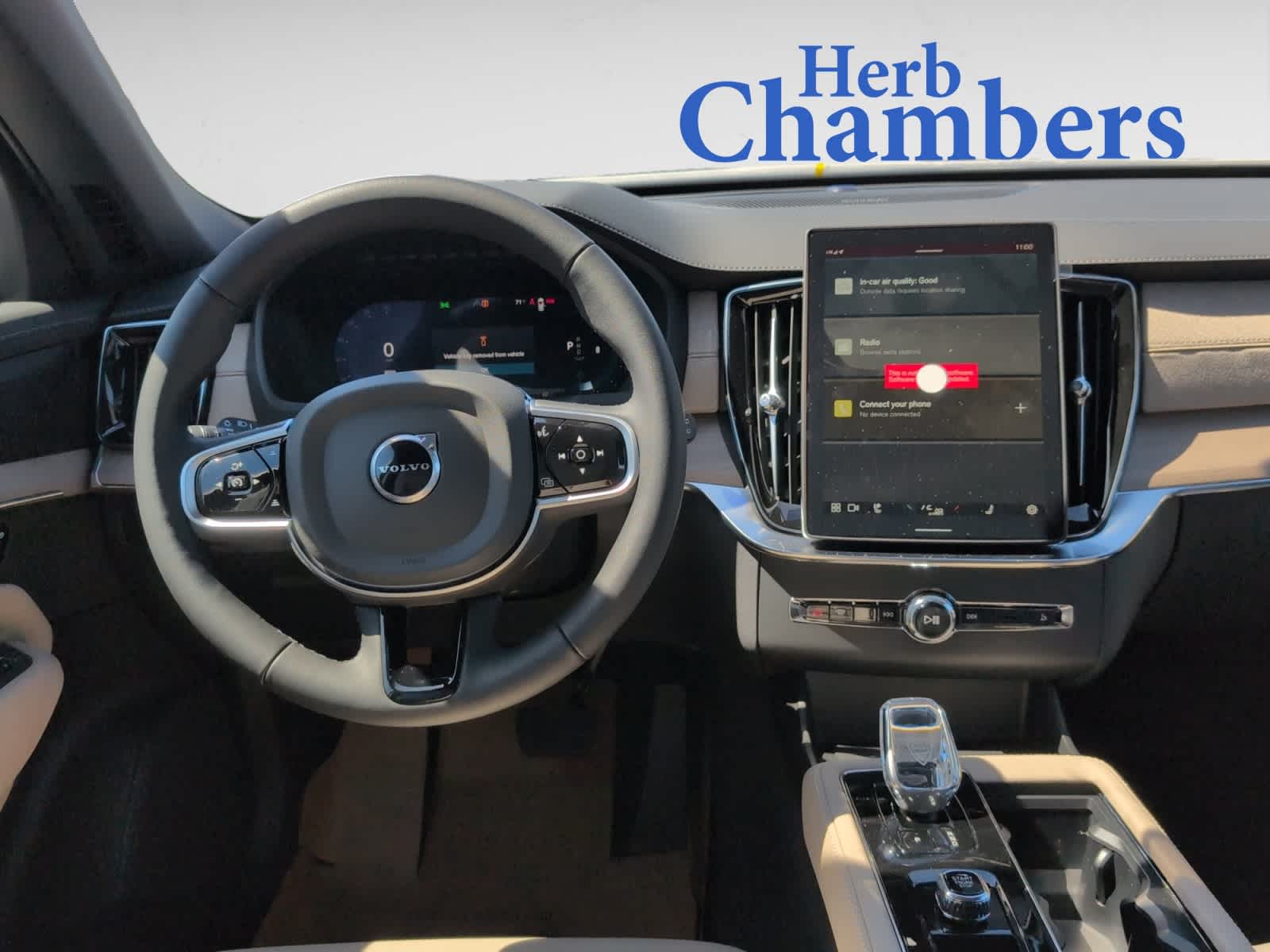 new 2025 Volvo XC90 car, priced at $69,155