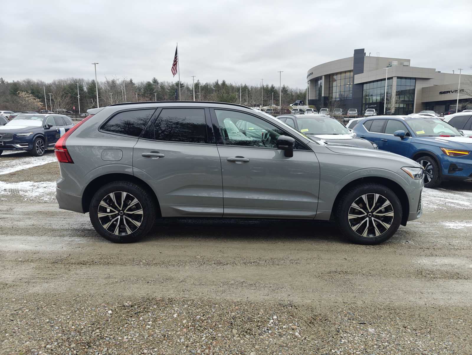 new 2024 Volvo XC60 car, priced at $53,865