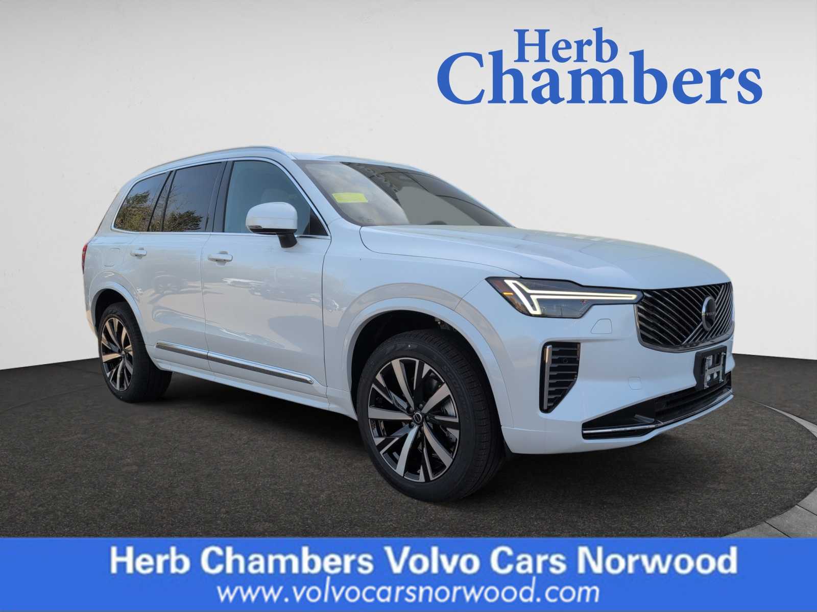 new 2025 Volvo XC90 car, priced at $61,235