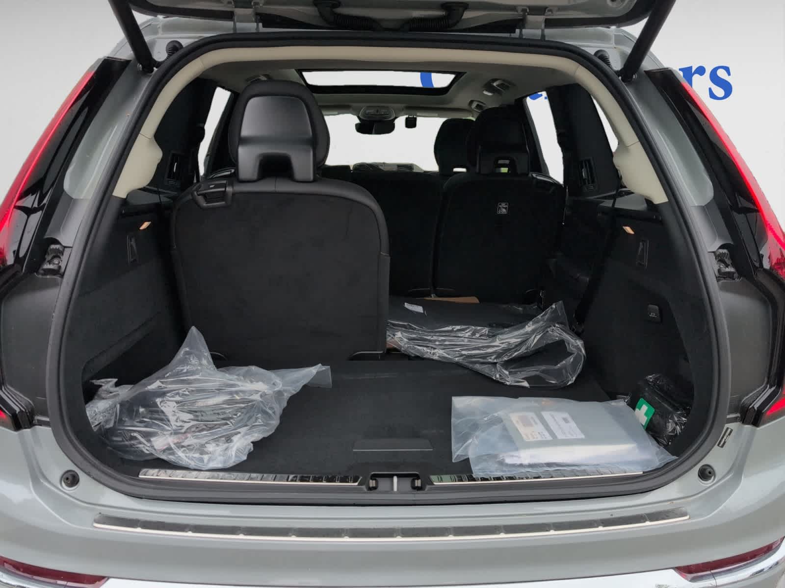 new 2025 Volvo XC90 plug-in hybrid car, priced at $82,365
