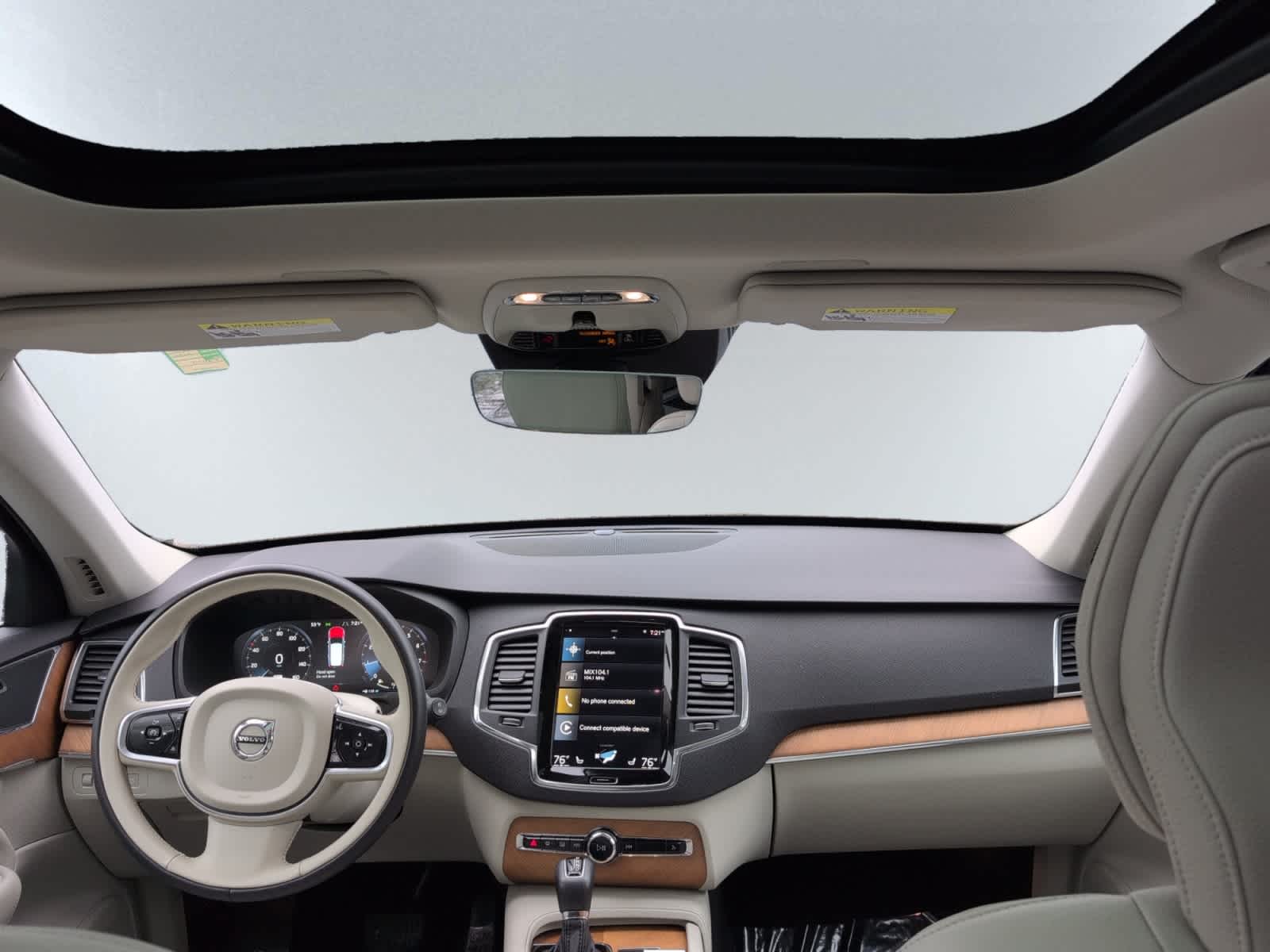 used 2022 Volvo XC90 car, priced at $41,998