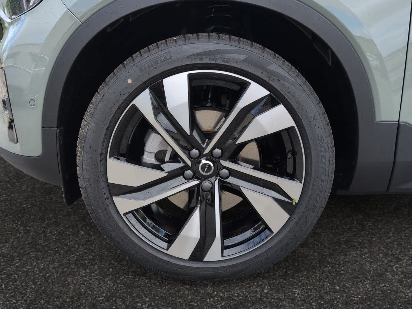 new 2025 Volvo XC40 car, priced at $49,810