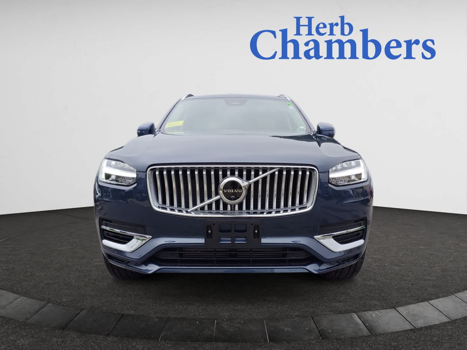 new 2025 Volvo XC90 II car, priced at $81,765