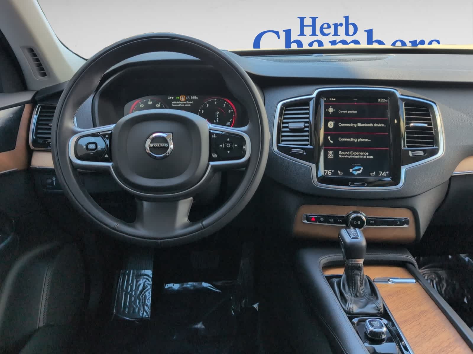 used 2022 Volvo XC90 car, priced at $42,998