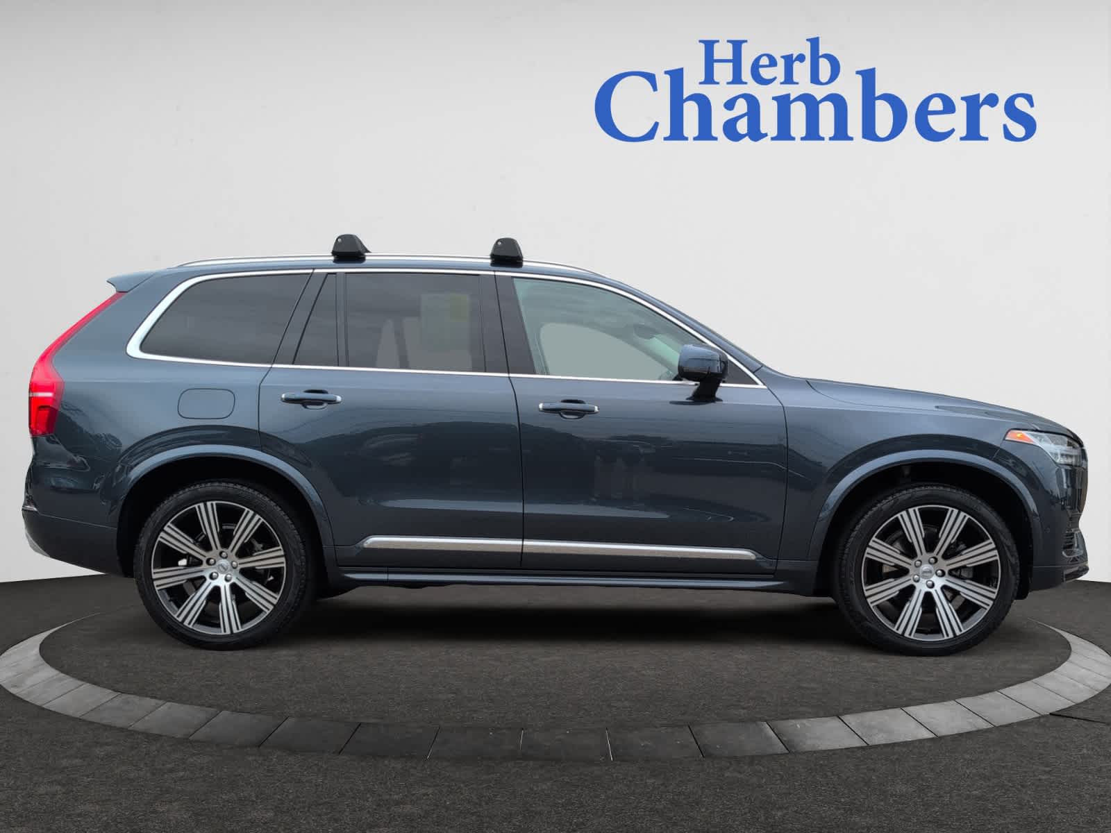 used 2022 Volvo XC90 car, priced at $46,998